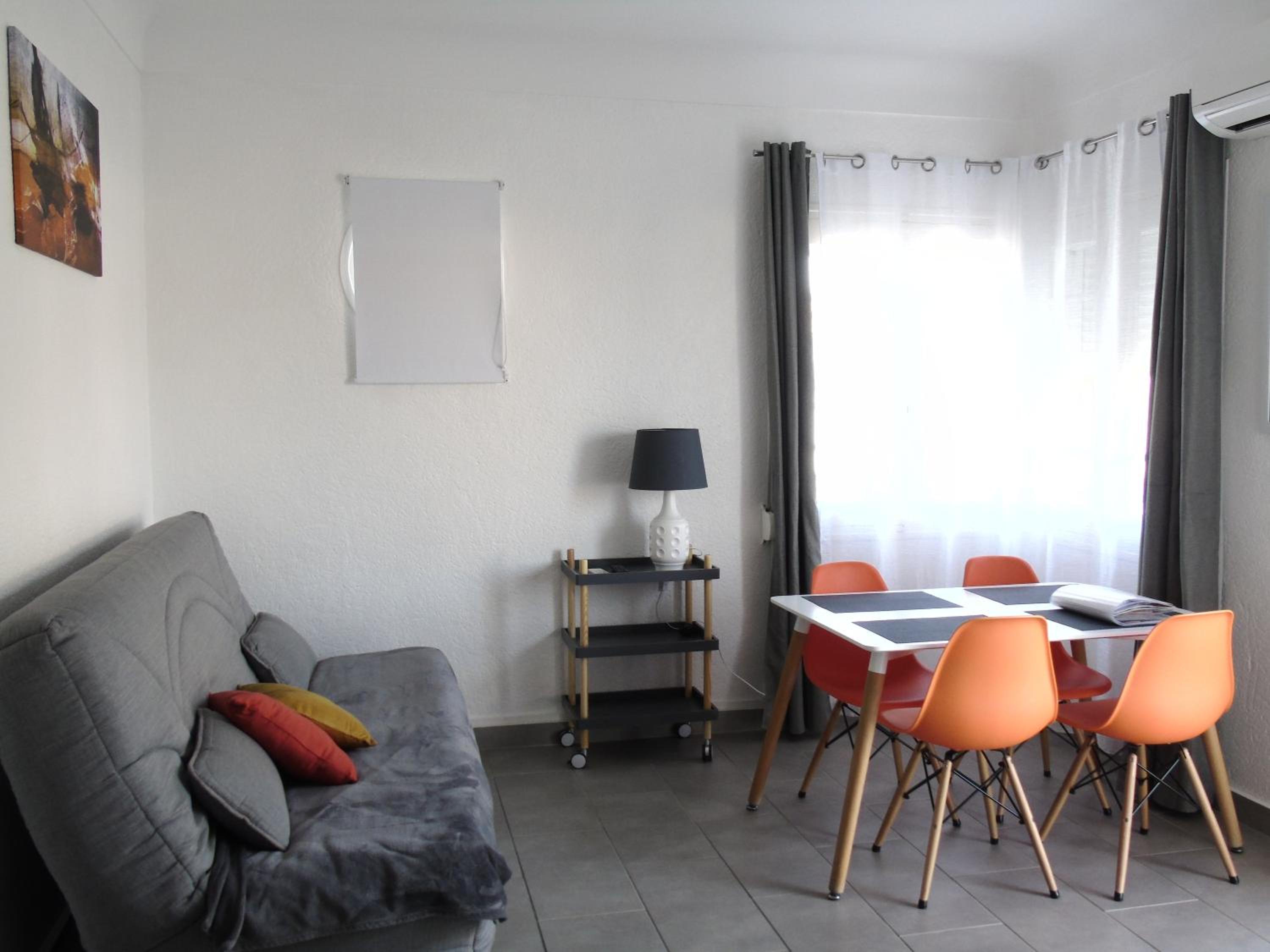 Apartment photo 2