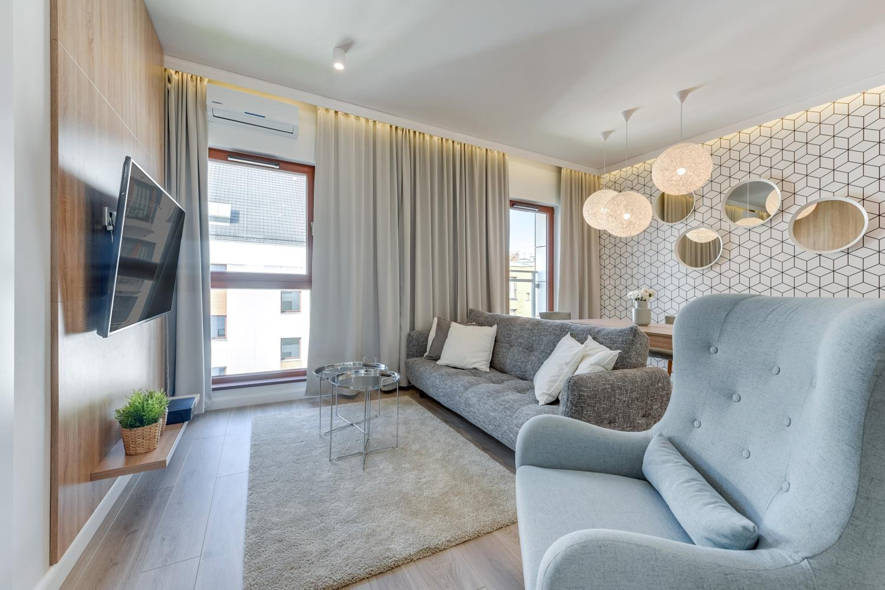 Deluxe Apartment
