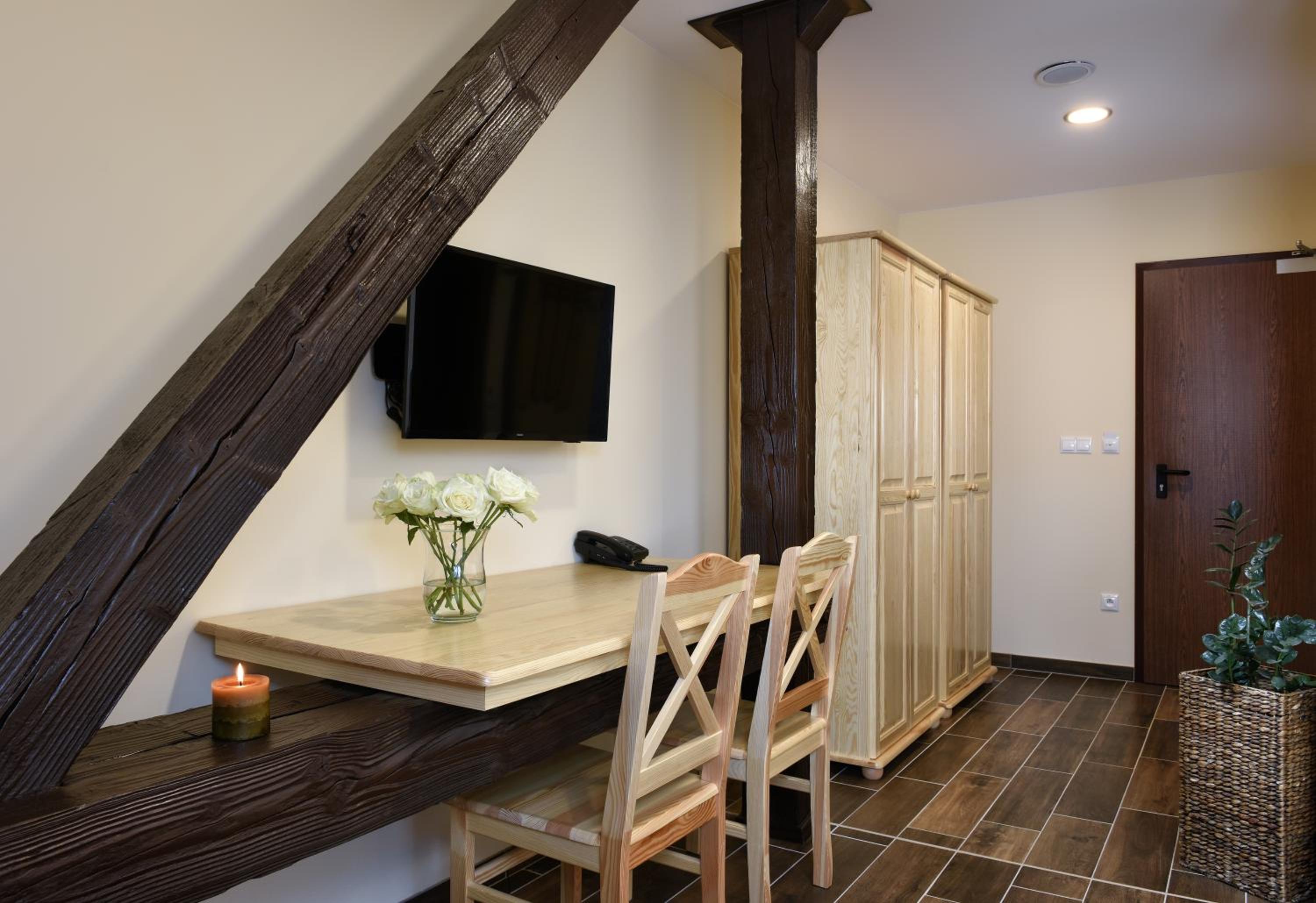 Double or Twin Room - Photo 3
