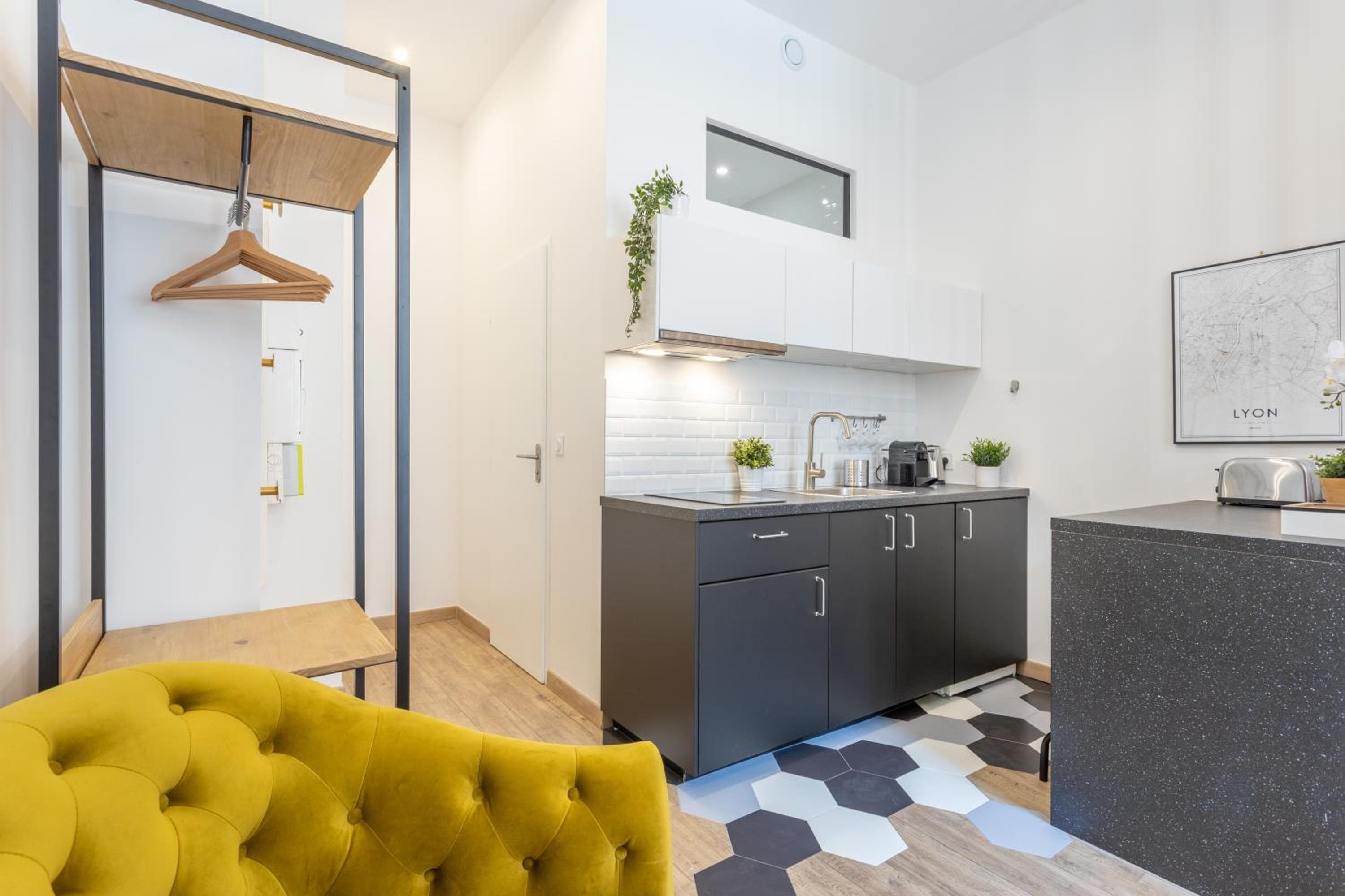 Superior Apartment - Photo 14
