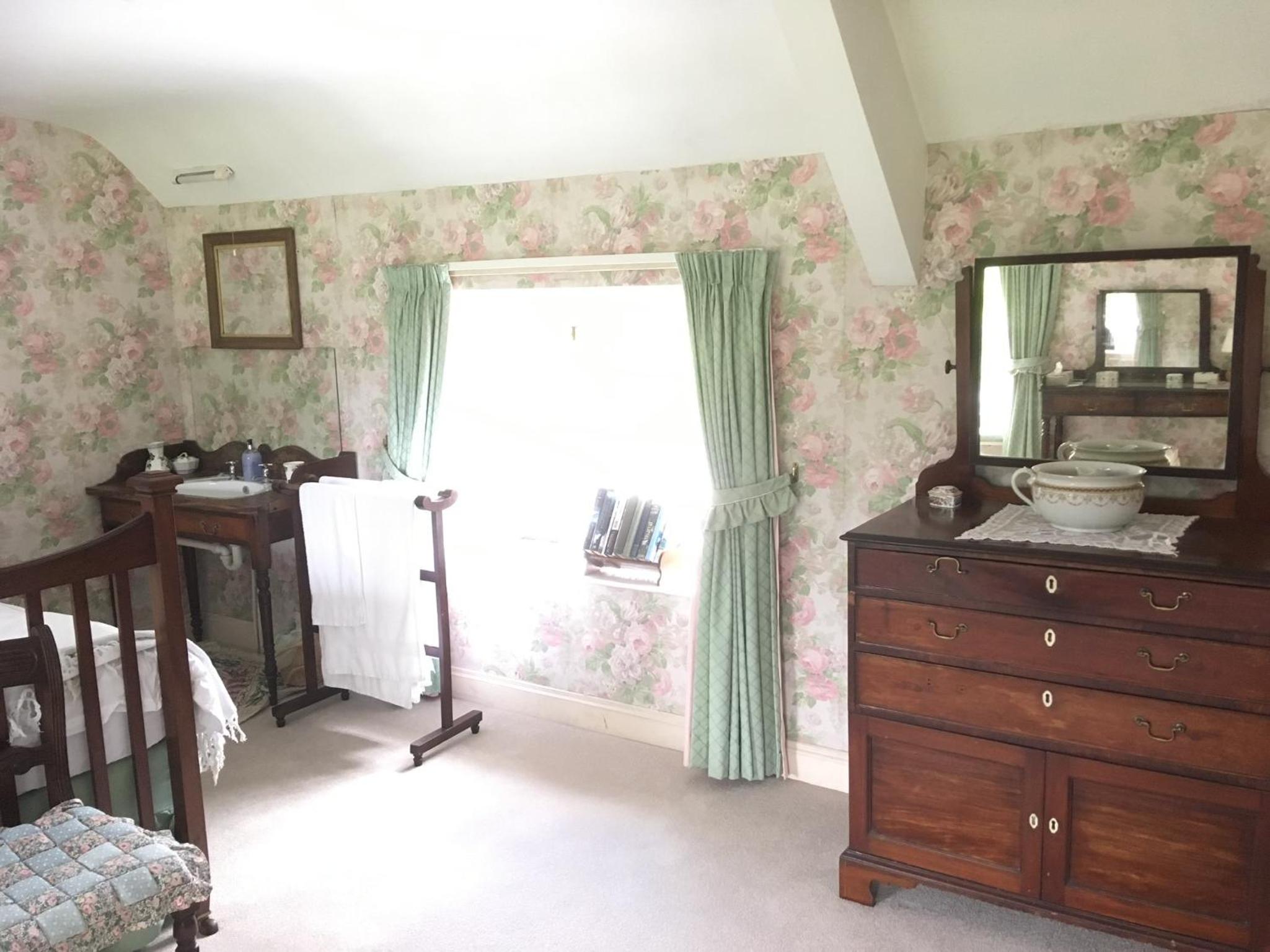 Twin Room with Garden View photo 3