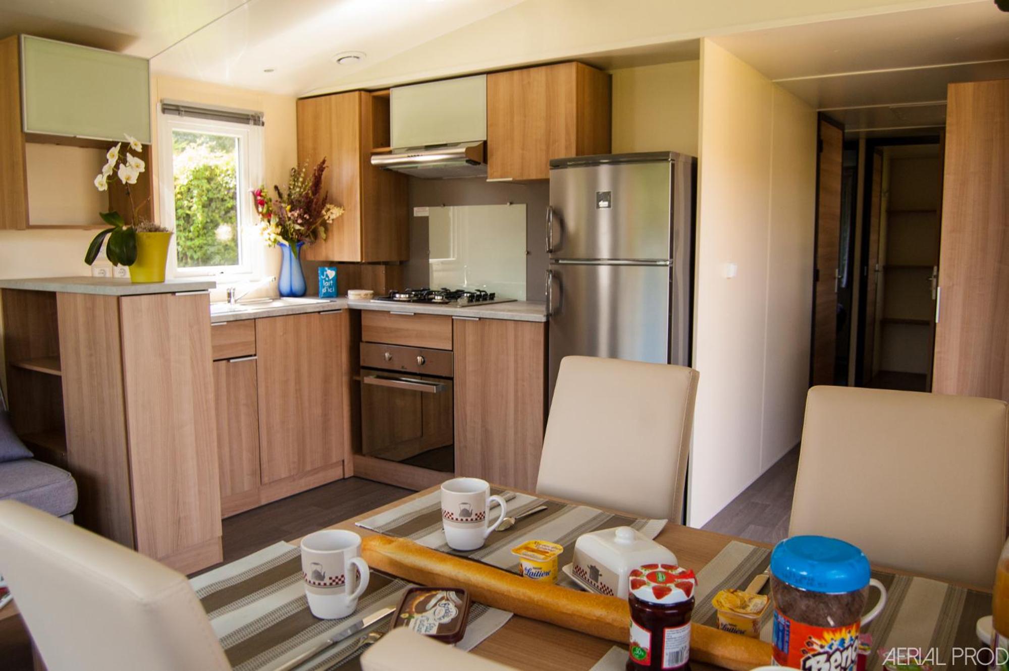 Mobile Home - Photo 5