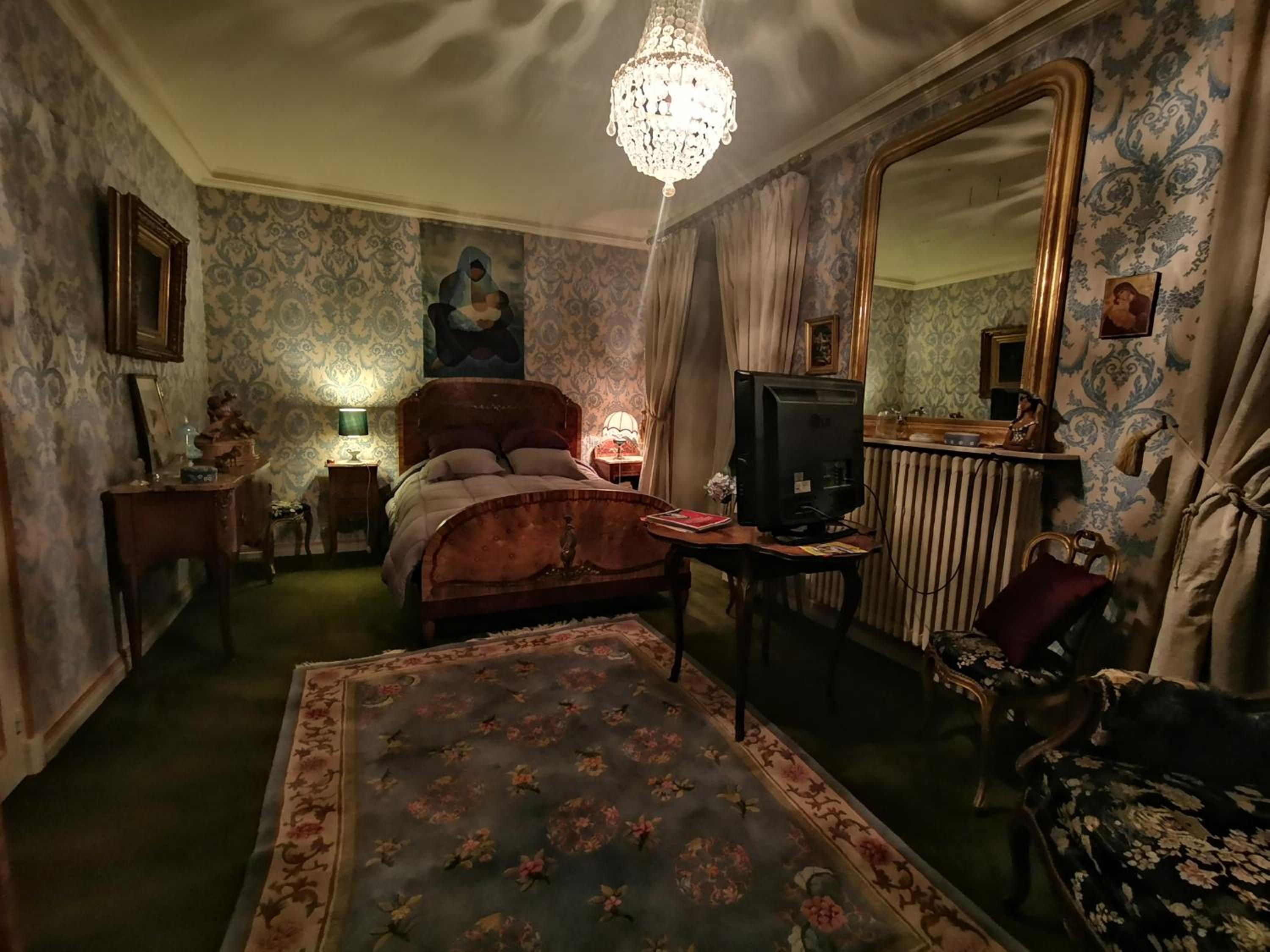 Suite with Mountain View photo 1