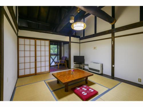 Triple Room with Mountain View