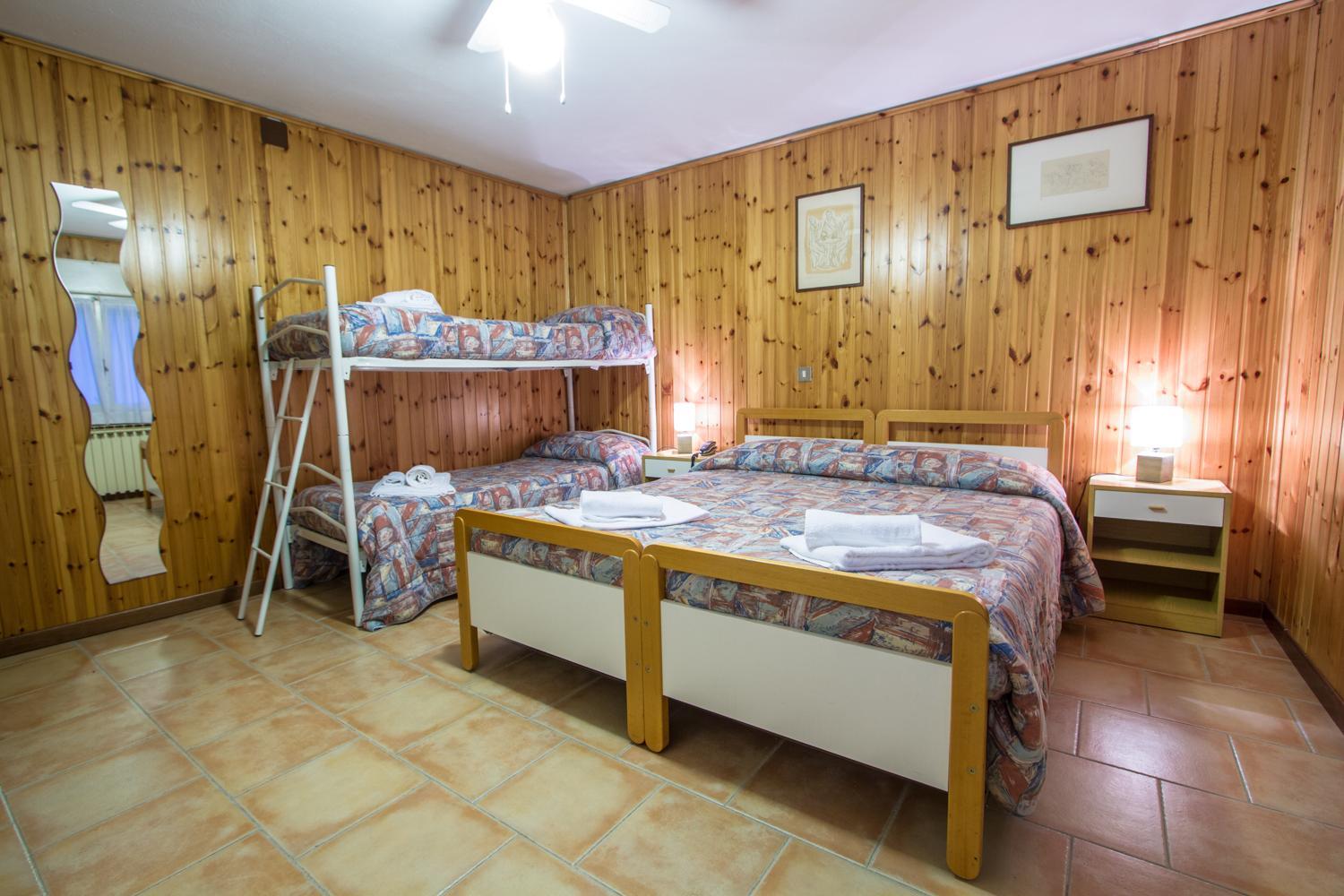 Economy Triple Room