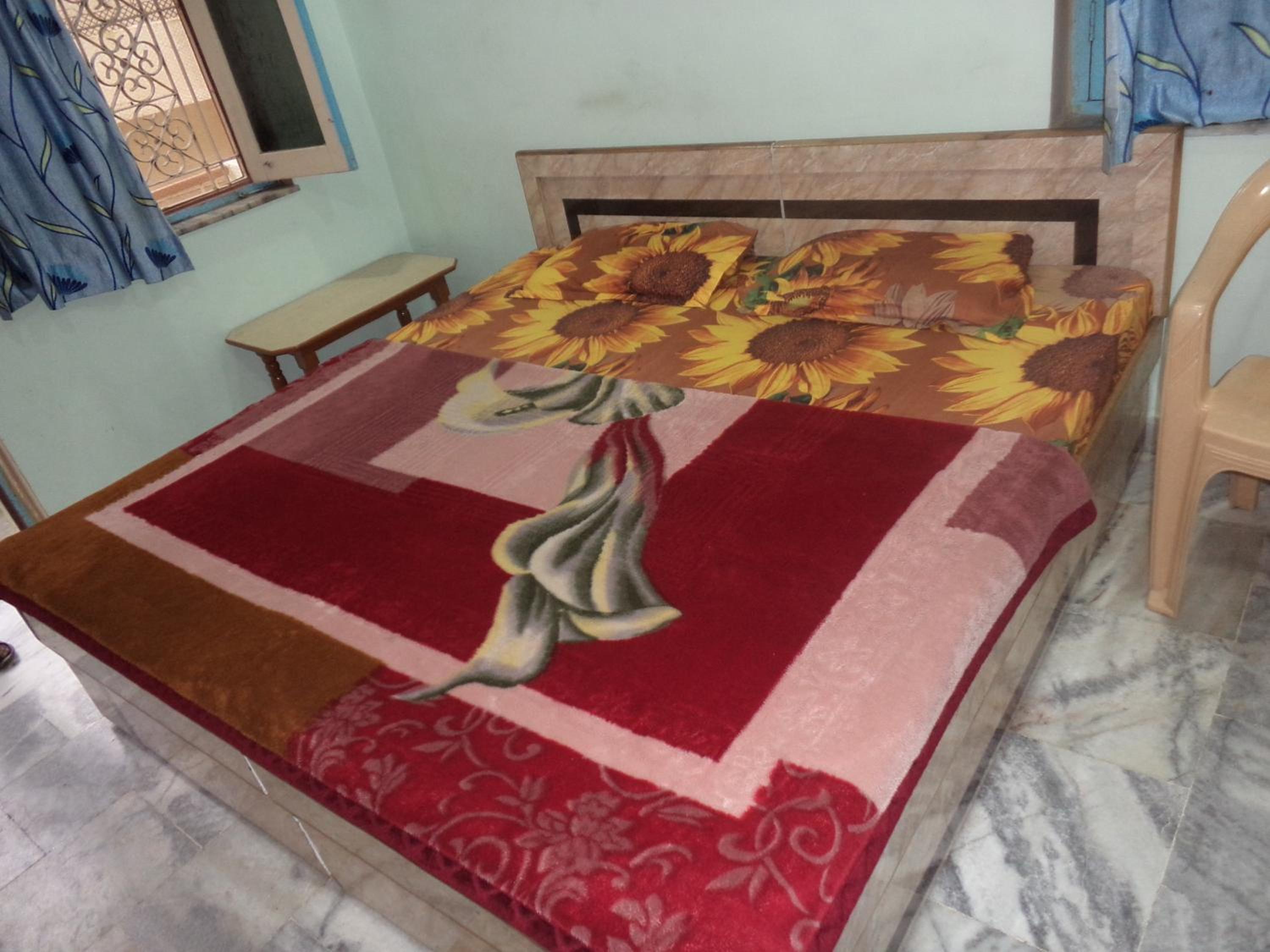 Budget Double Room photo 3