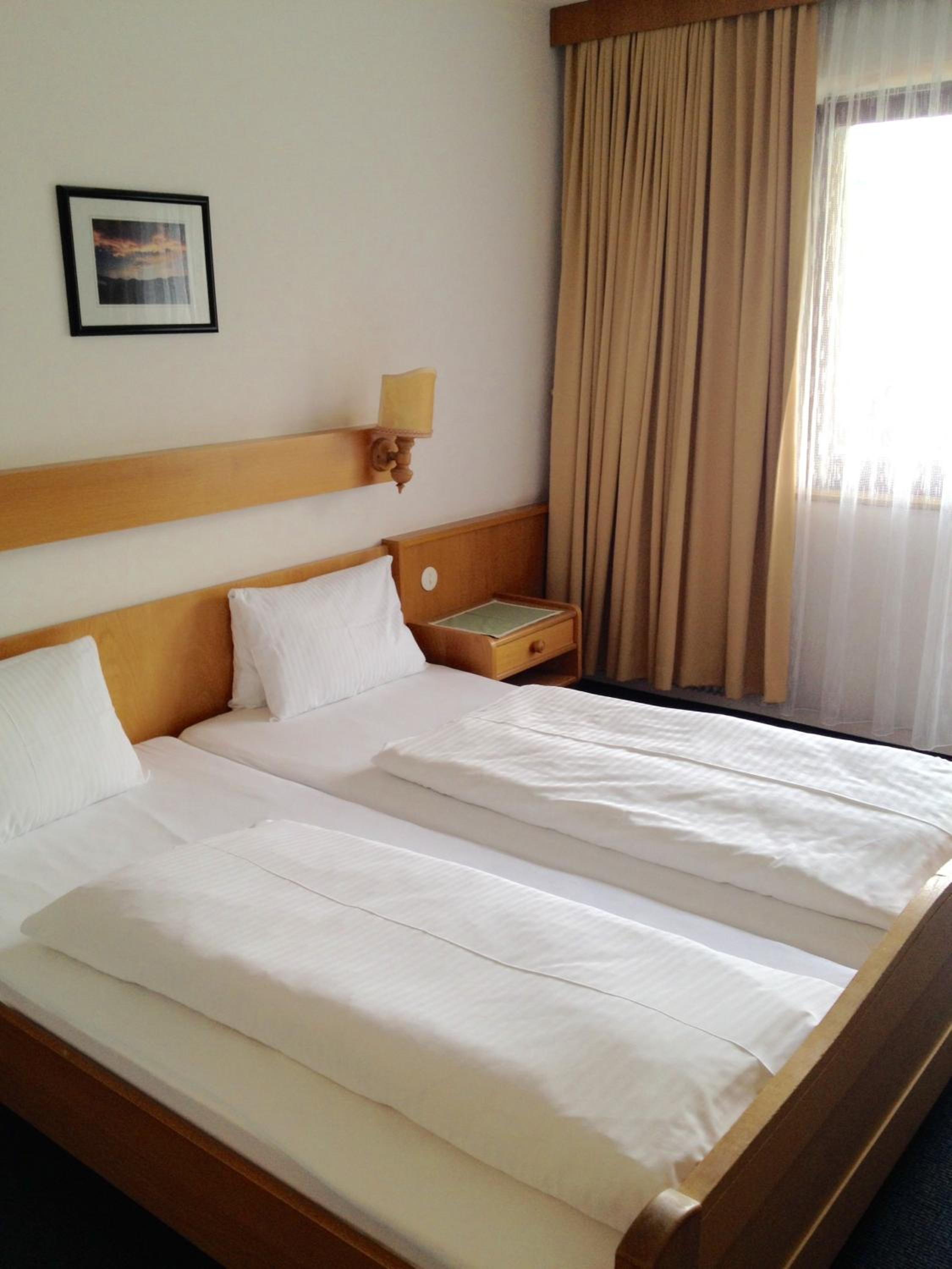 Standard Double Room photo 2