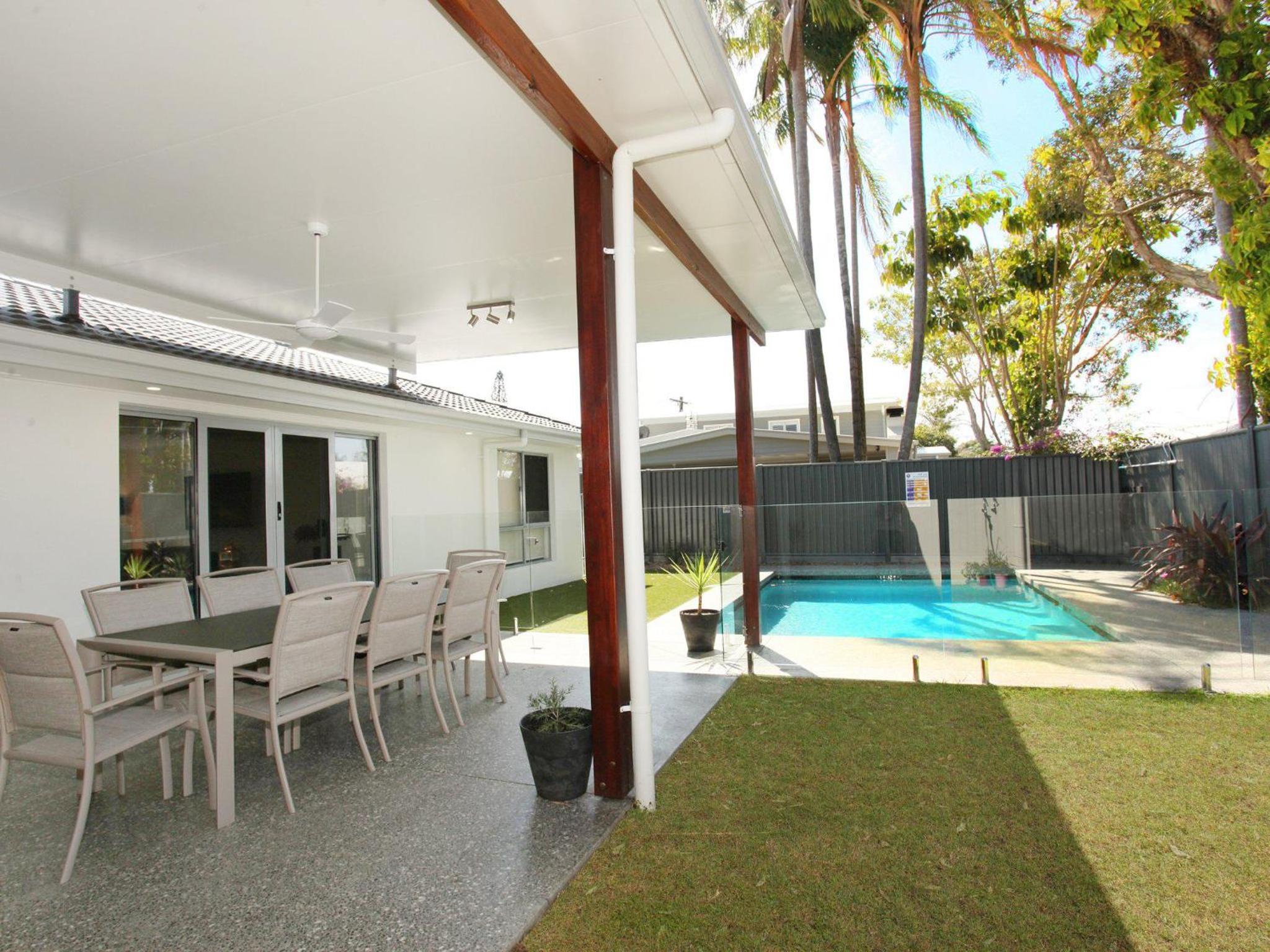 Four-Bedroom House photo 2