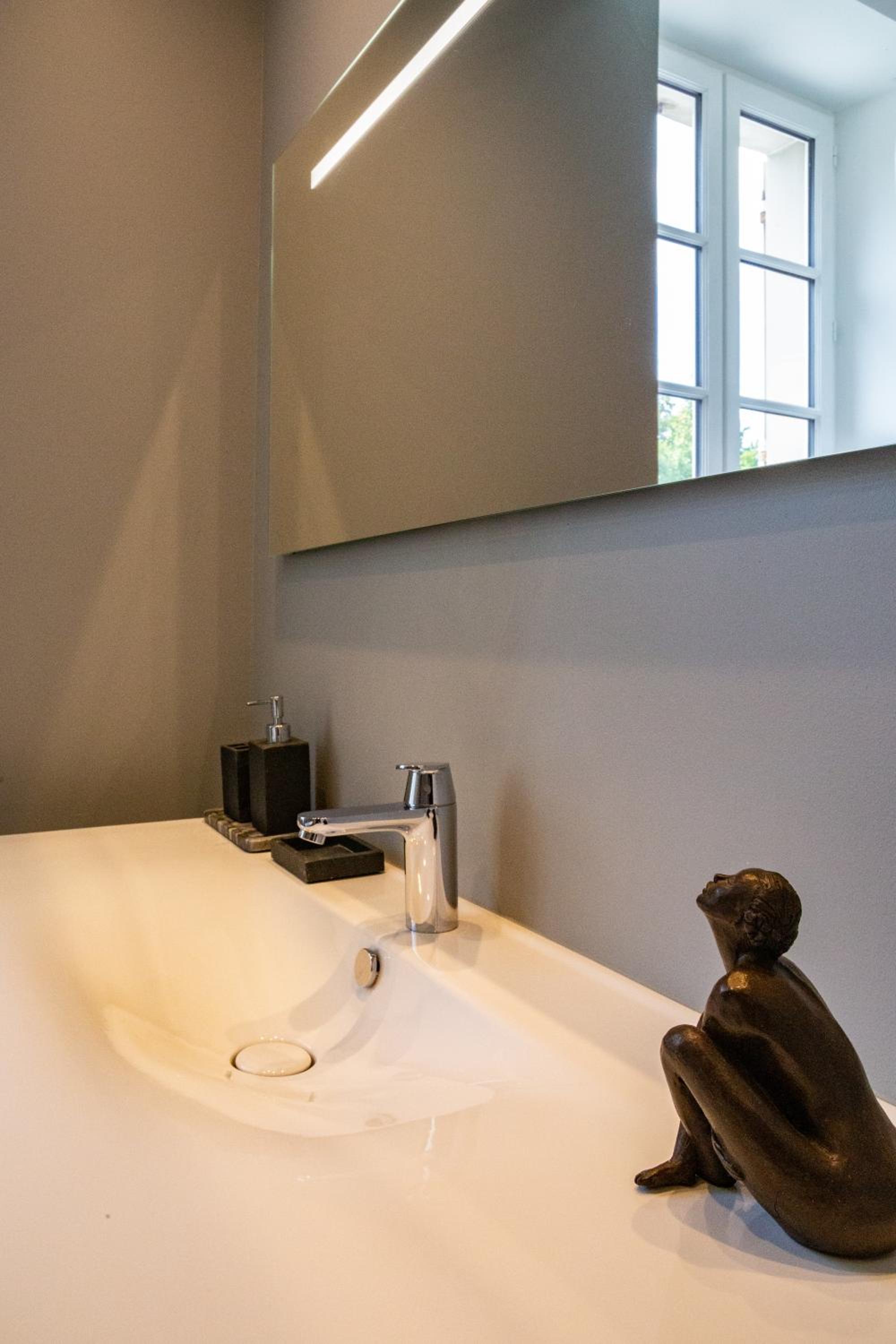 Deluxe Double Room with Bath photo 1
