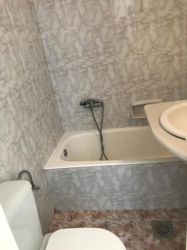 Standard Double or Twin Room photo 3