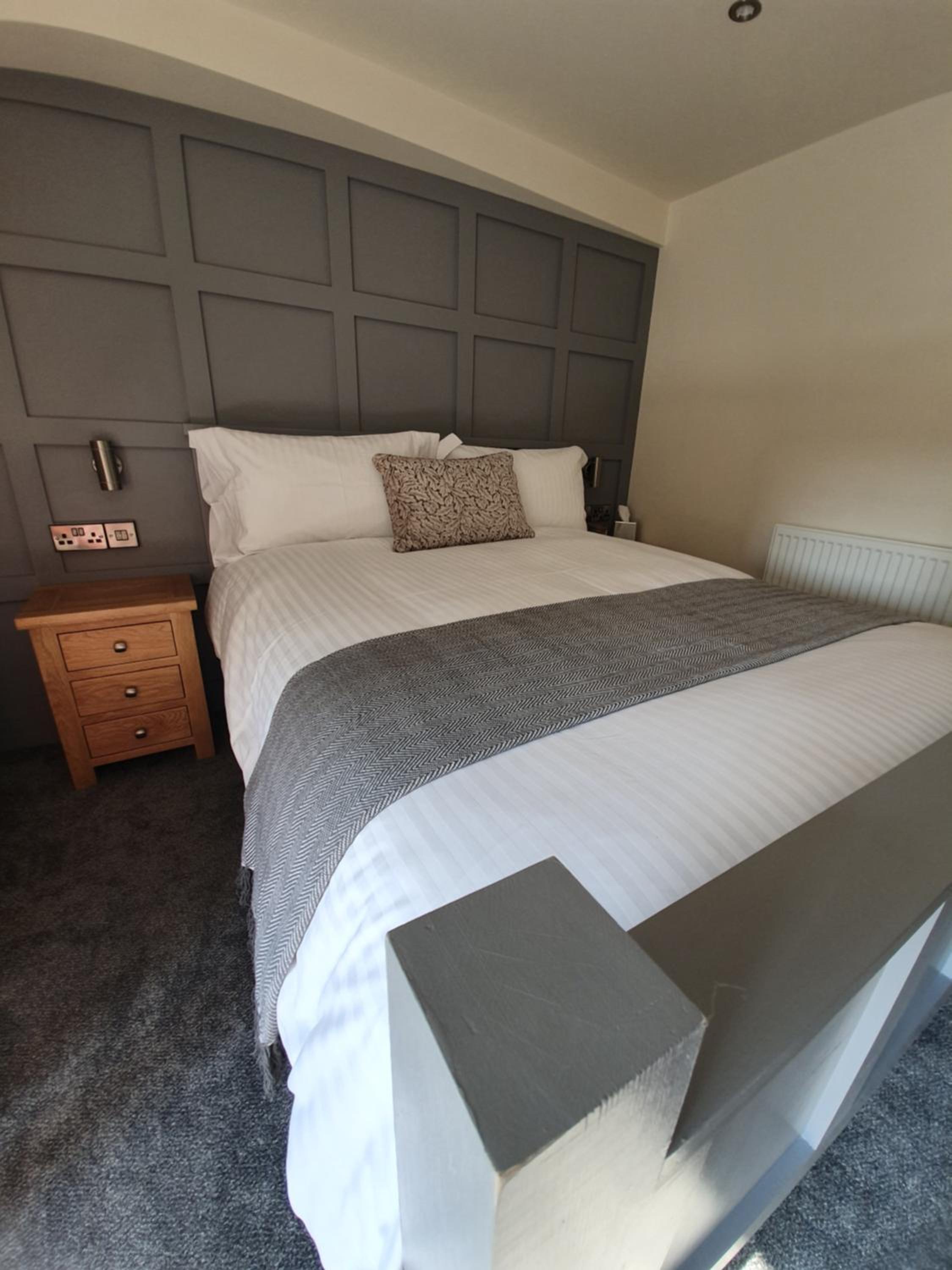 Standard King Room