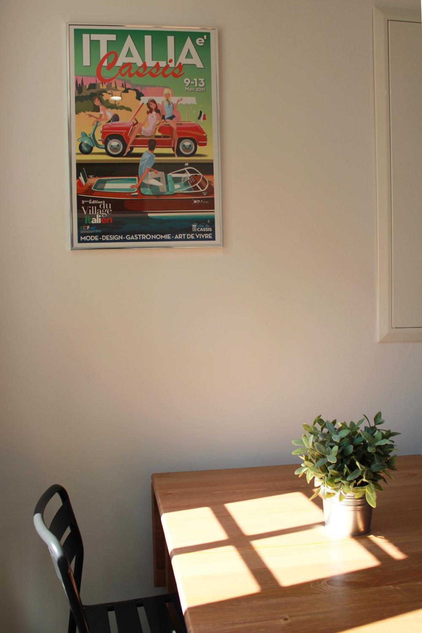 One-Bedroom Apartment photo 3