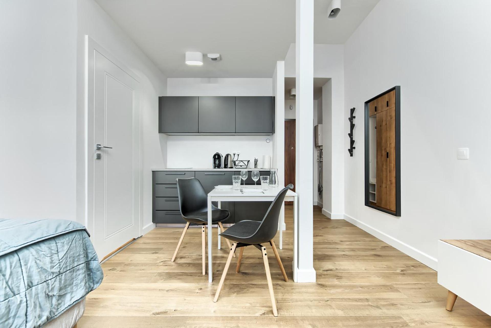 One-Bedroom Apartment photo 1