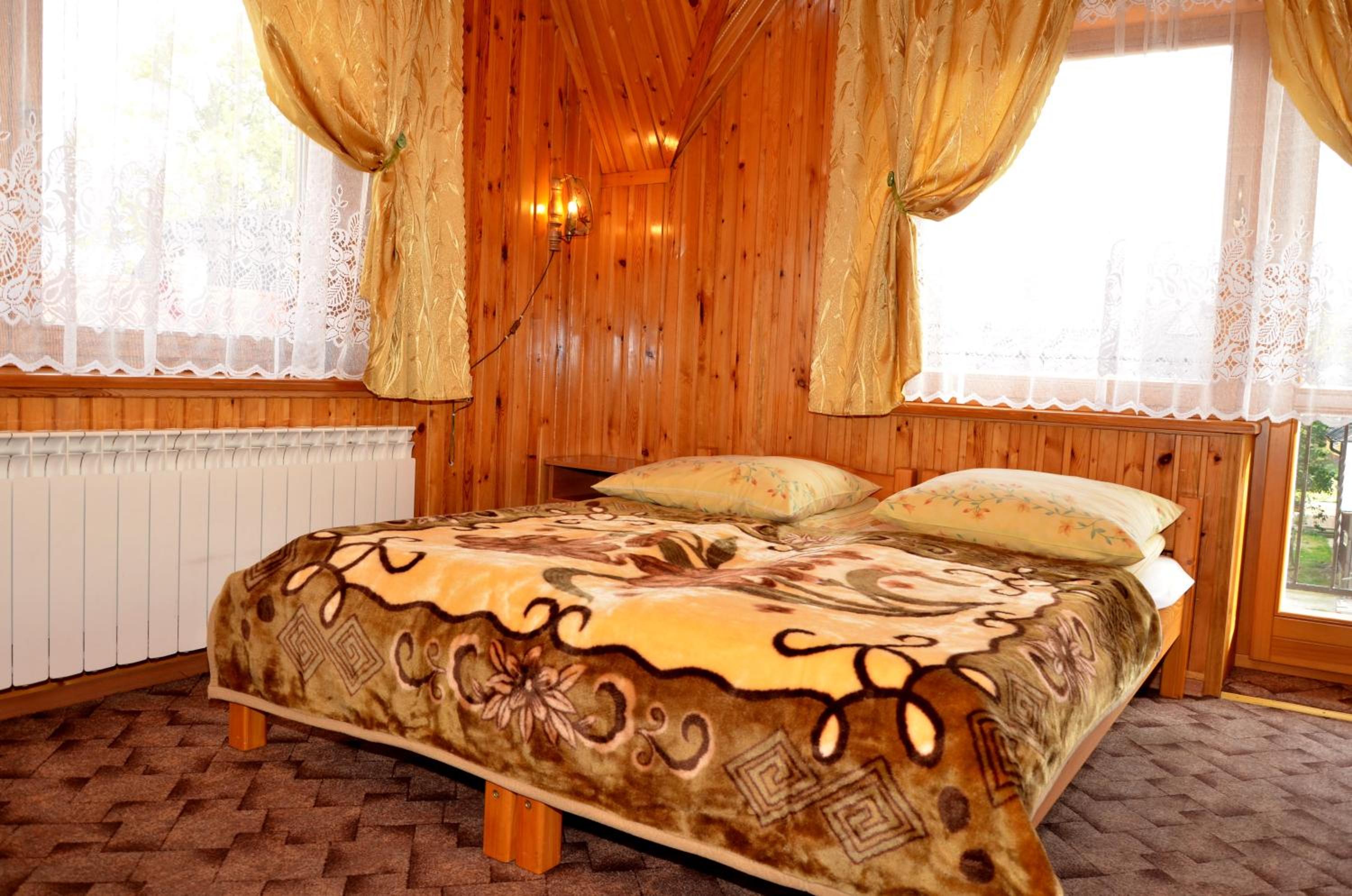 Double Room - Photo 2