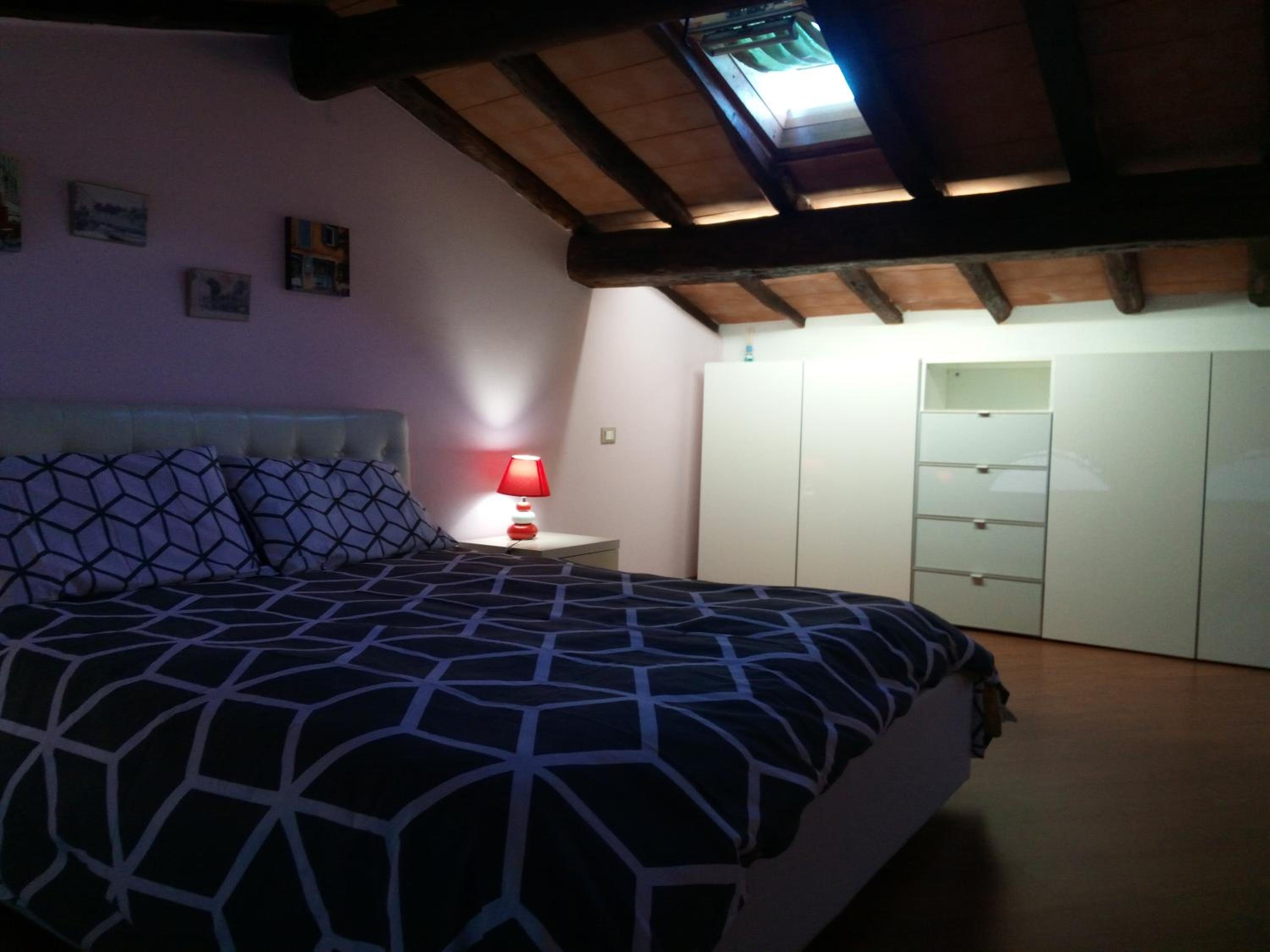One-Bedroom Apartment - Photo 7