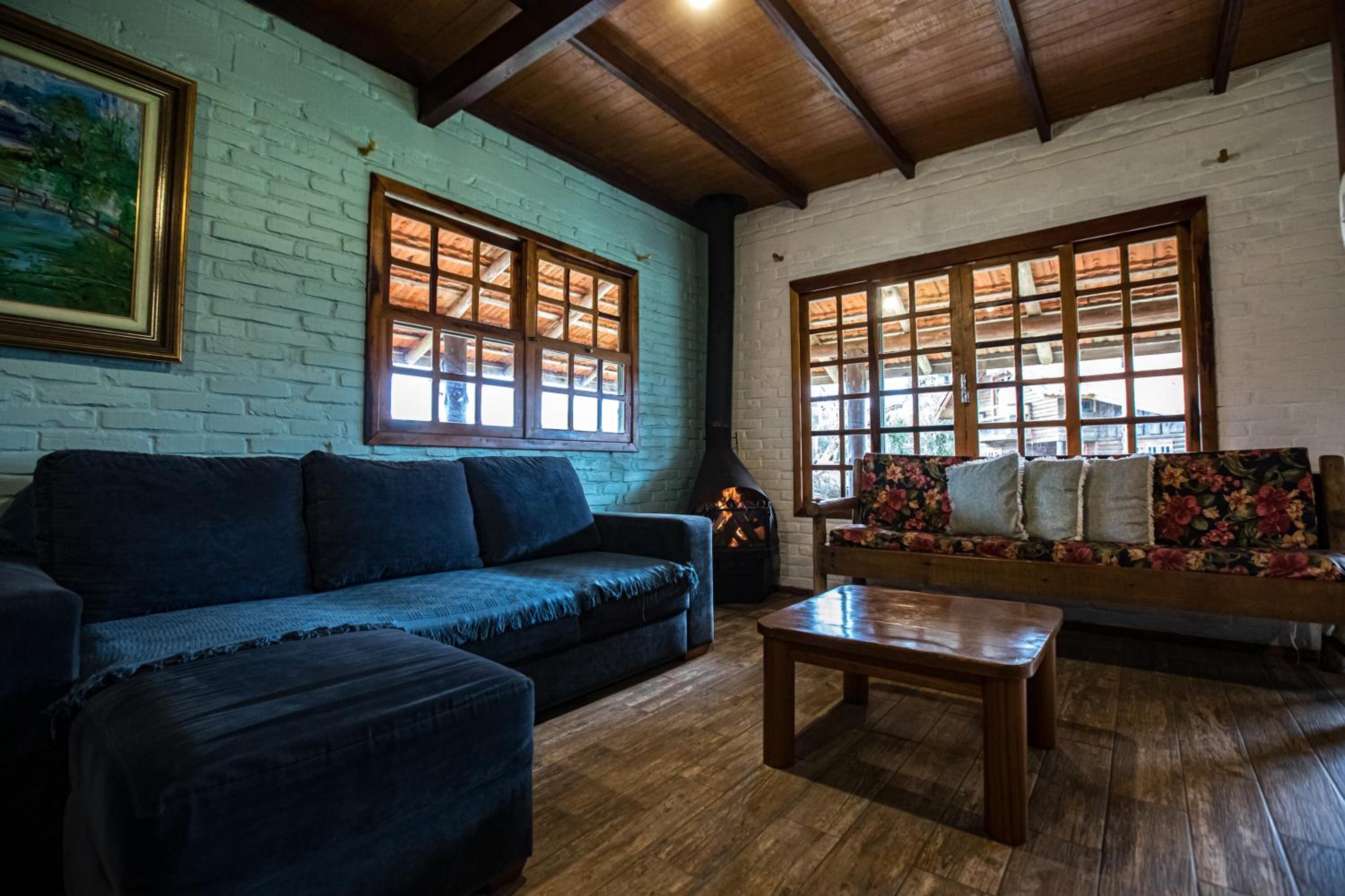 Duplex Two-Bedroom Chalet (5 adults)