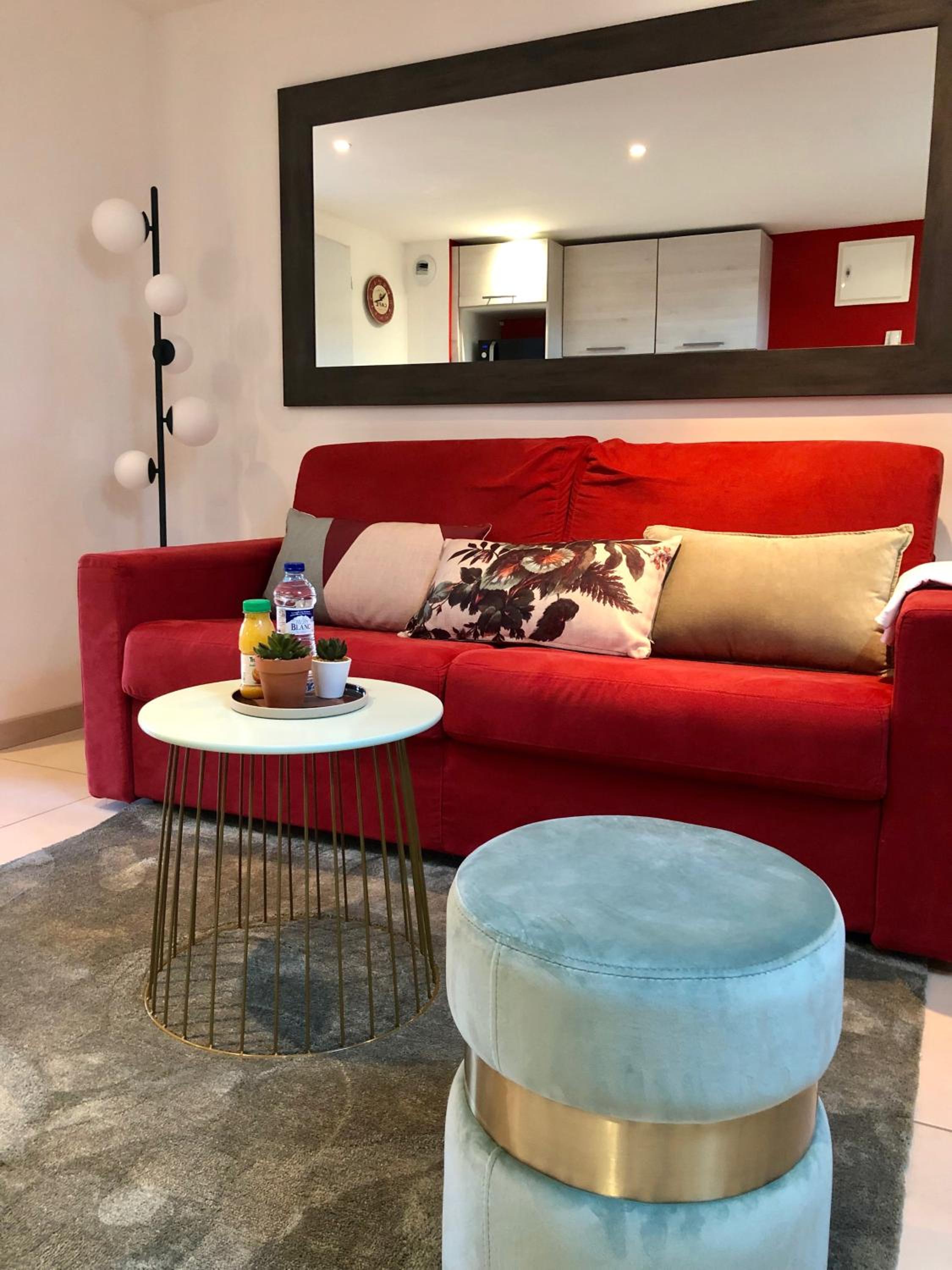 Studio with Sofa Bed