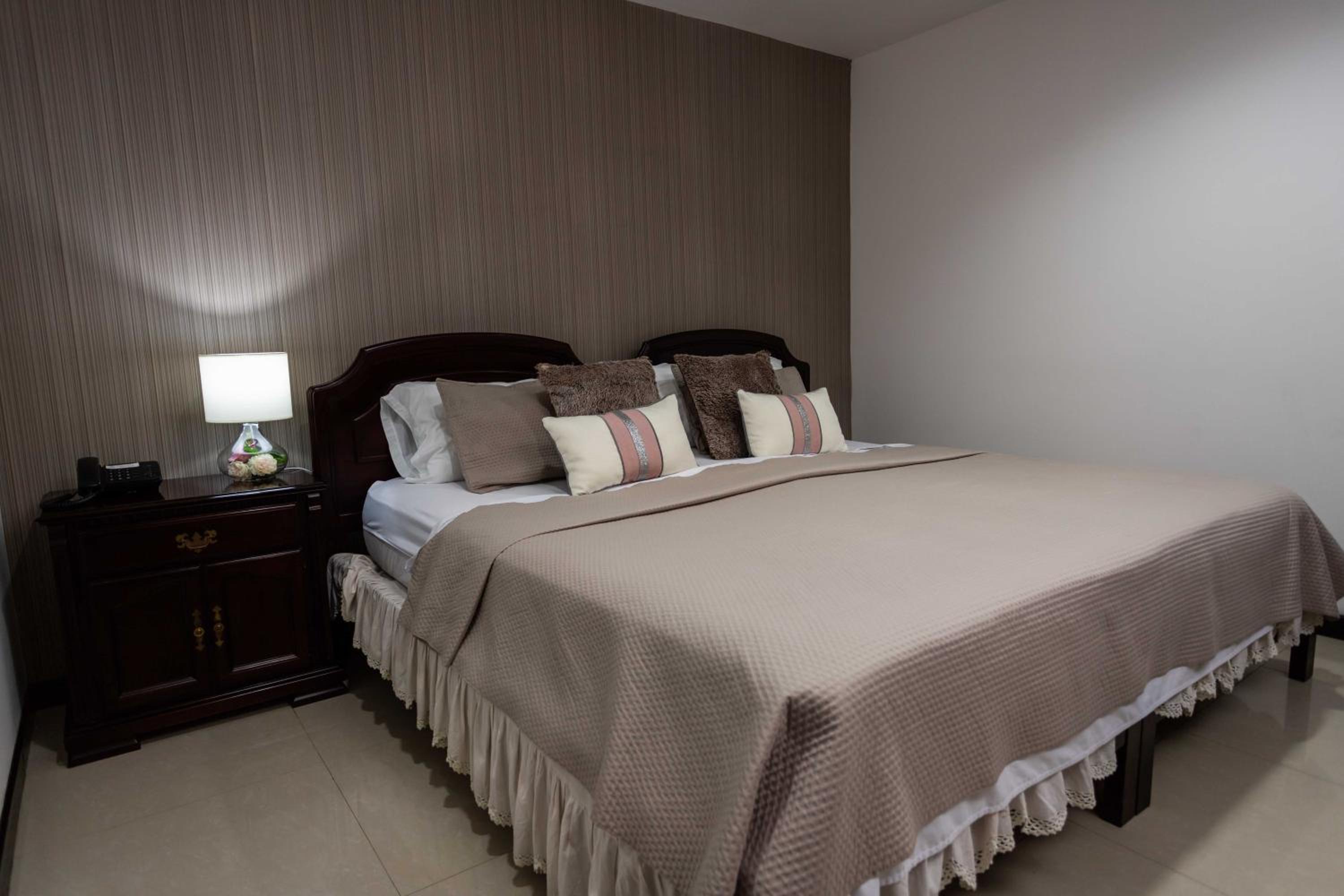 Double Room with Private Bathroom photo 1
