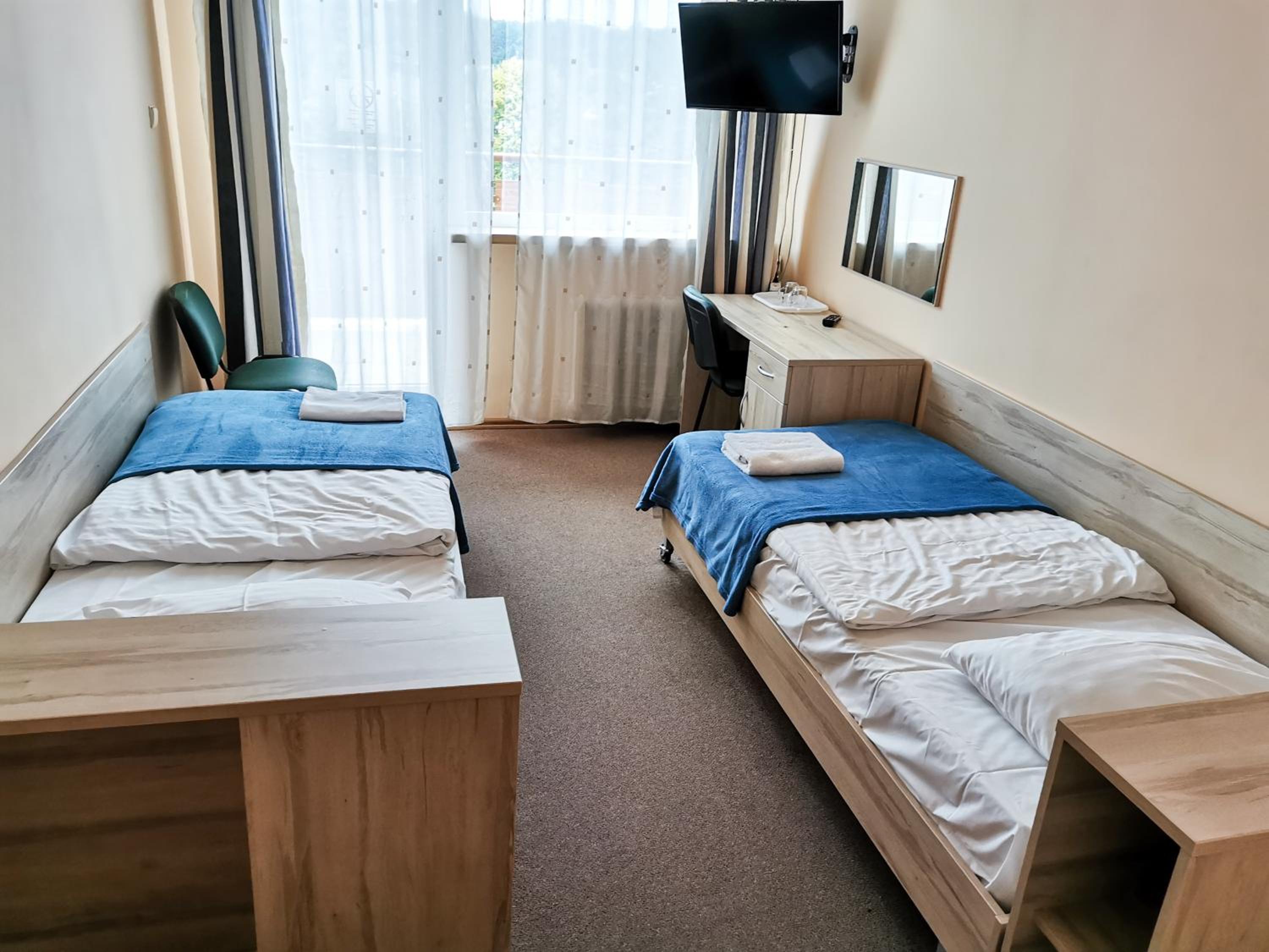Budget Double Room photo 2