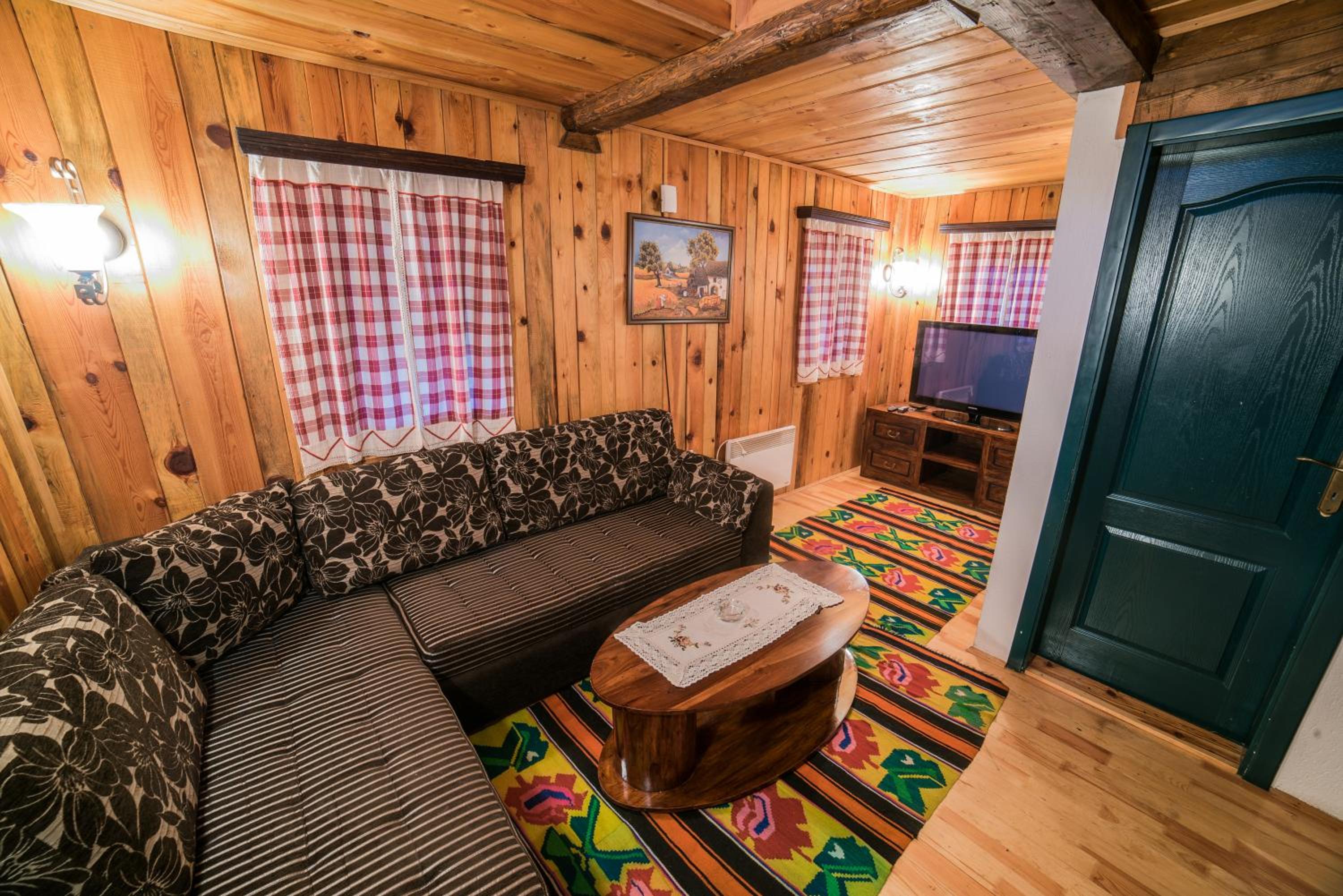 One-Bedroom Bungalow