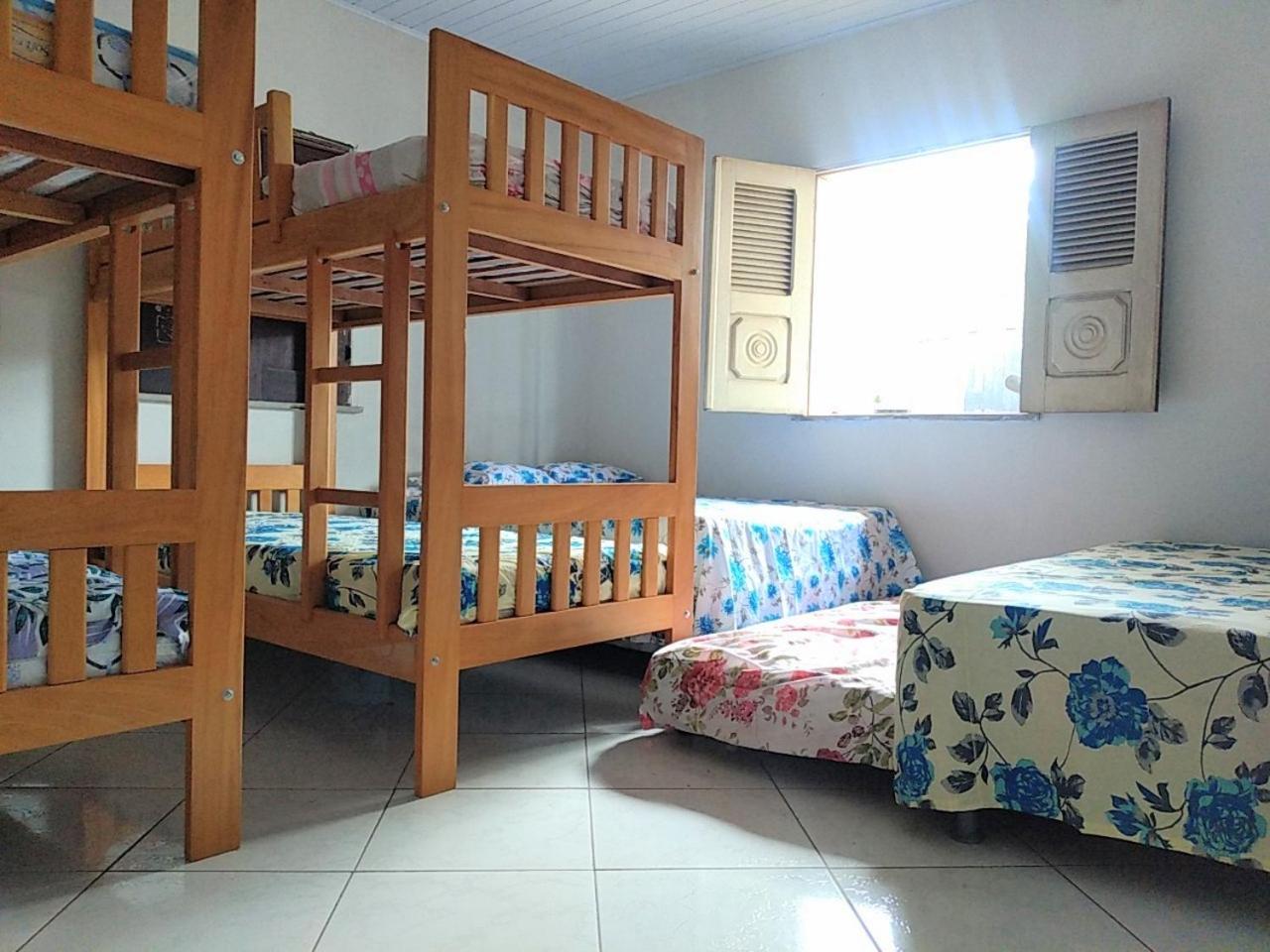 Bed in 6-Bed Dormitory Room photo 3