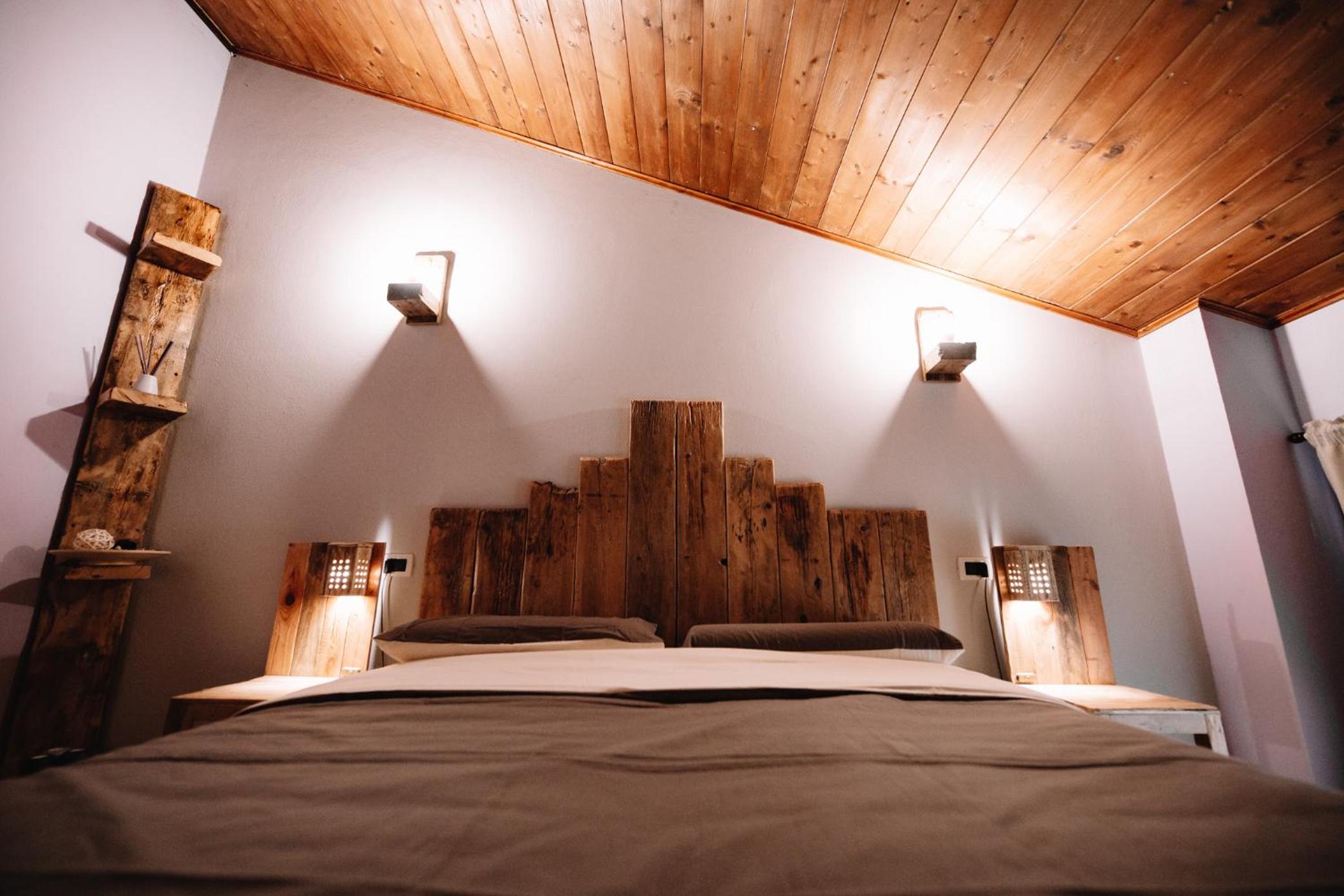 Double Room with Private Bathroom photo 1