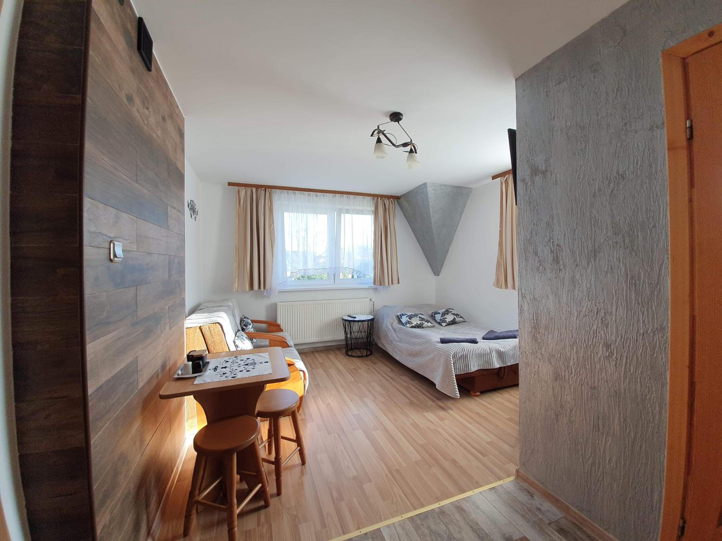 Quadruple Room - Photo 5