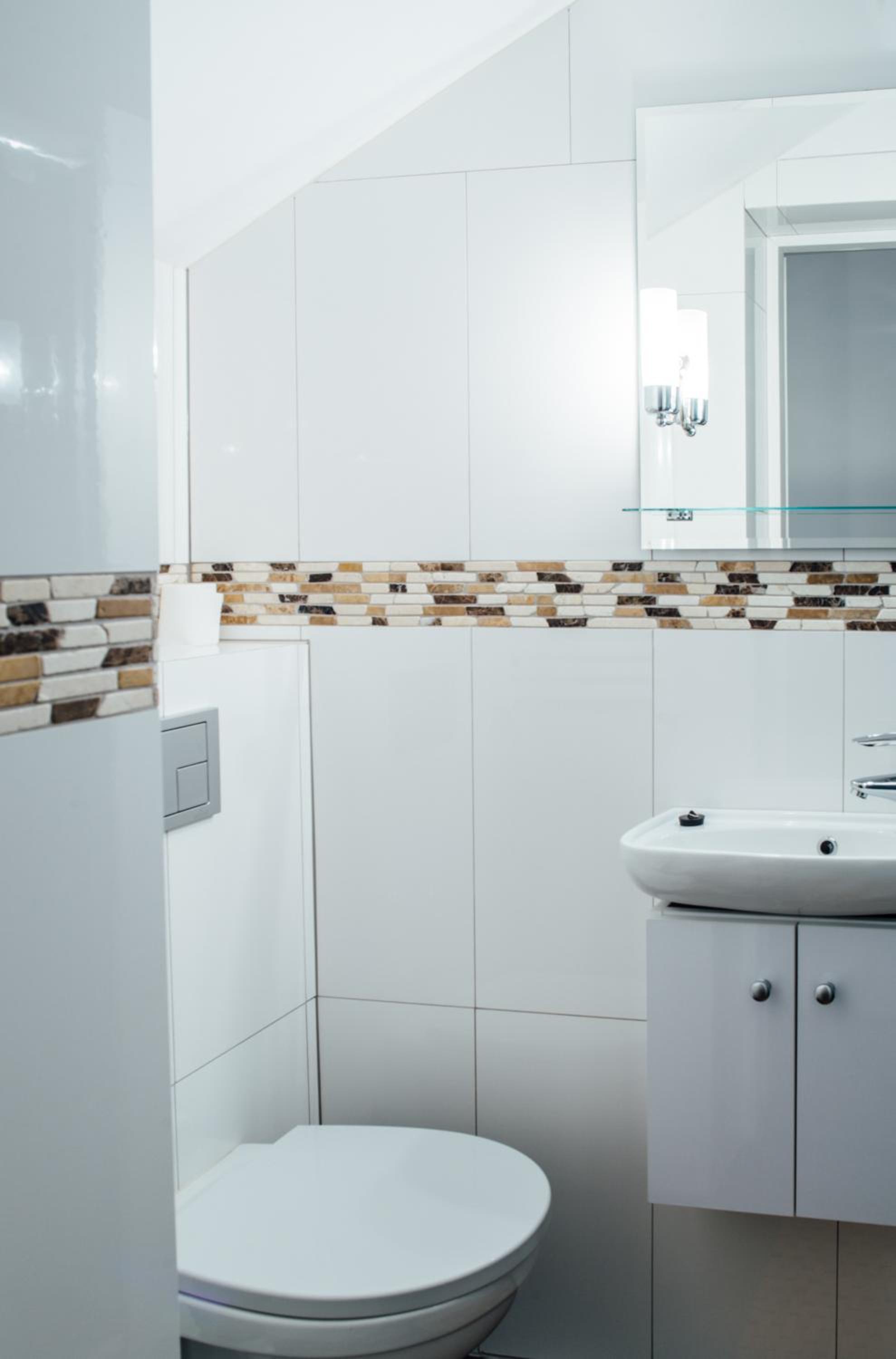 Small Twin Room - Photo 4