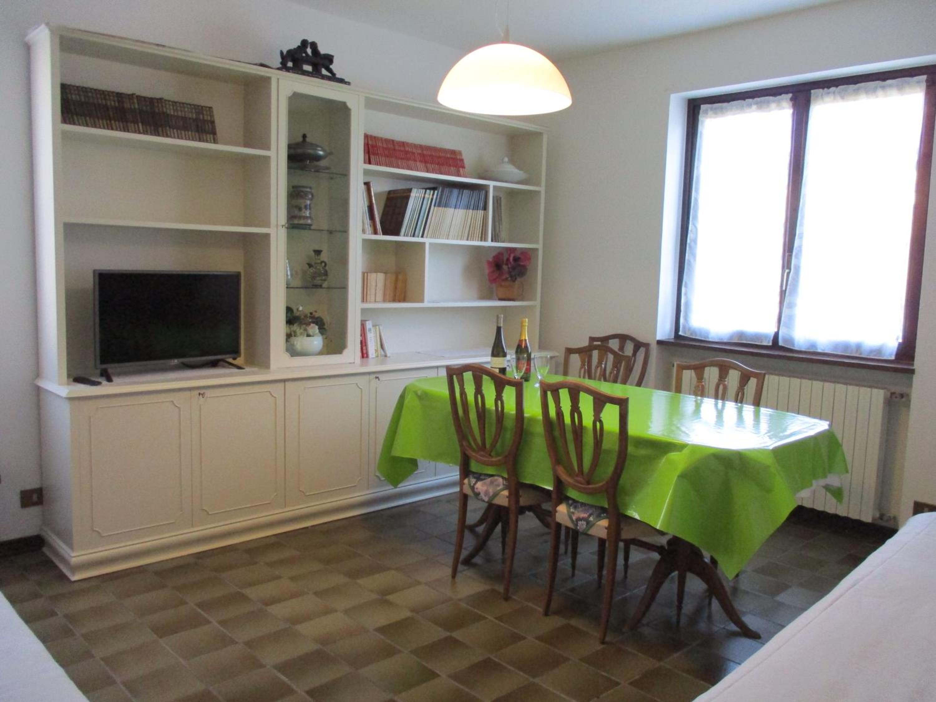 Apartment photo 3