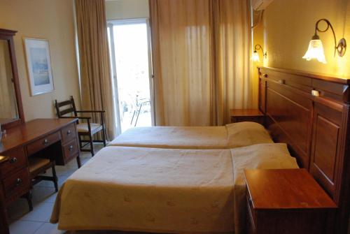 Double Room - Photo 3