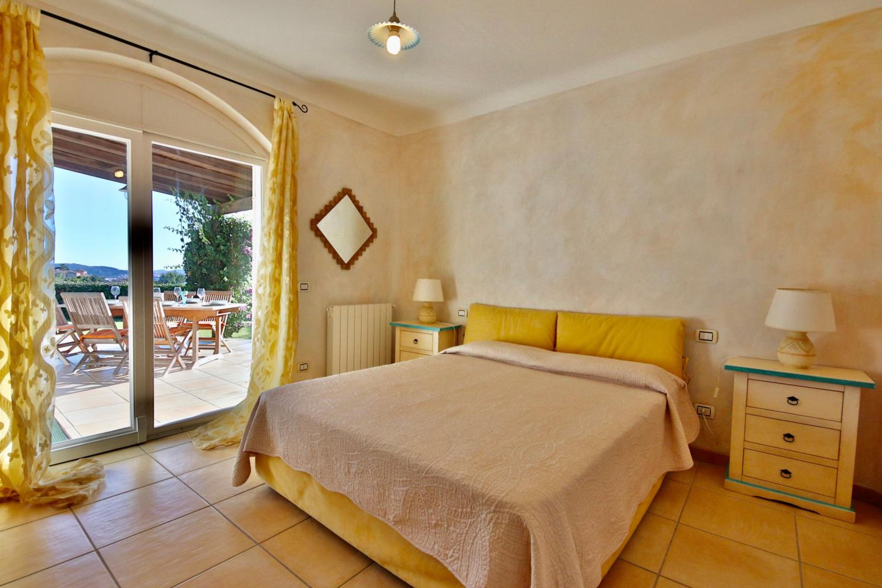 Three-Bedroom Villa photo 1