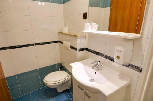 Deluxe Double Room with Sea View photo 2