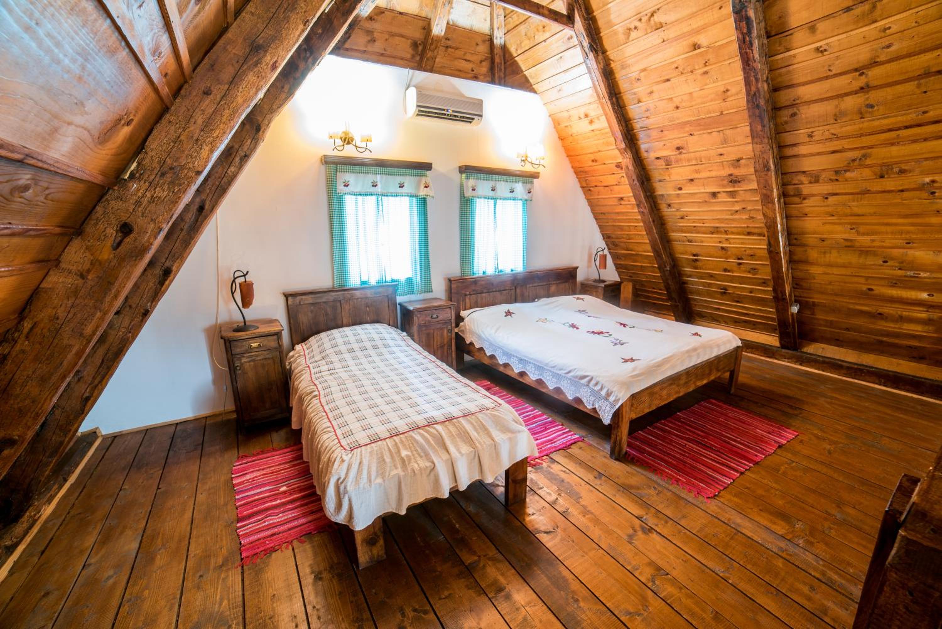 Deluxe Bungalow