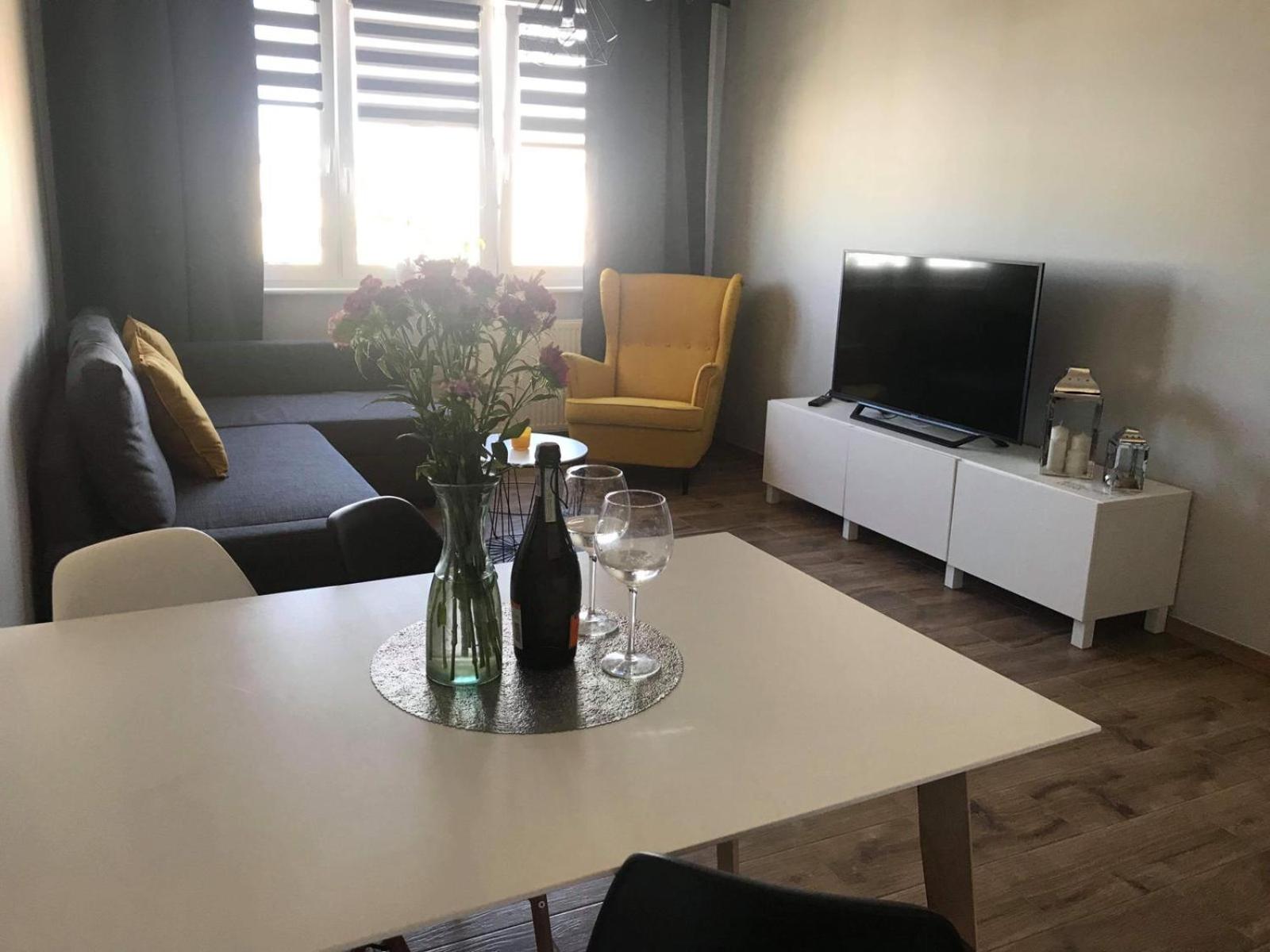 Apartment photo 3
