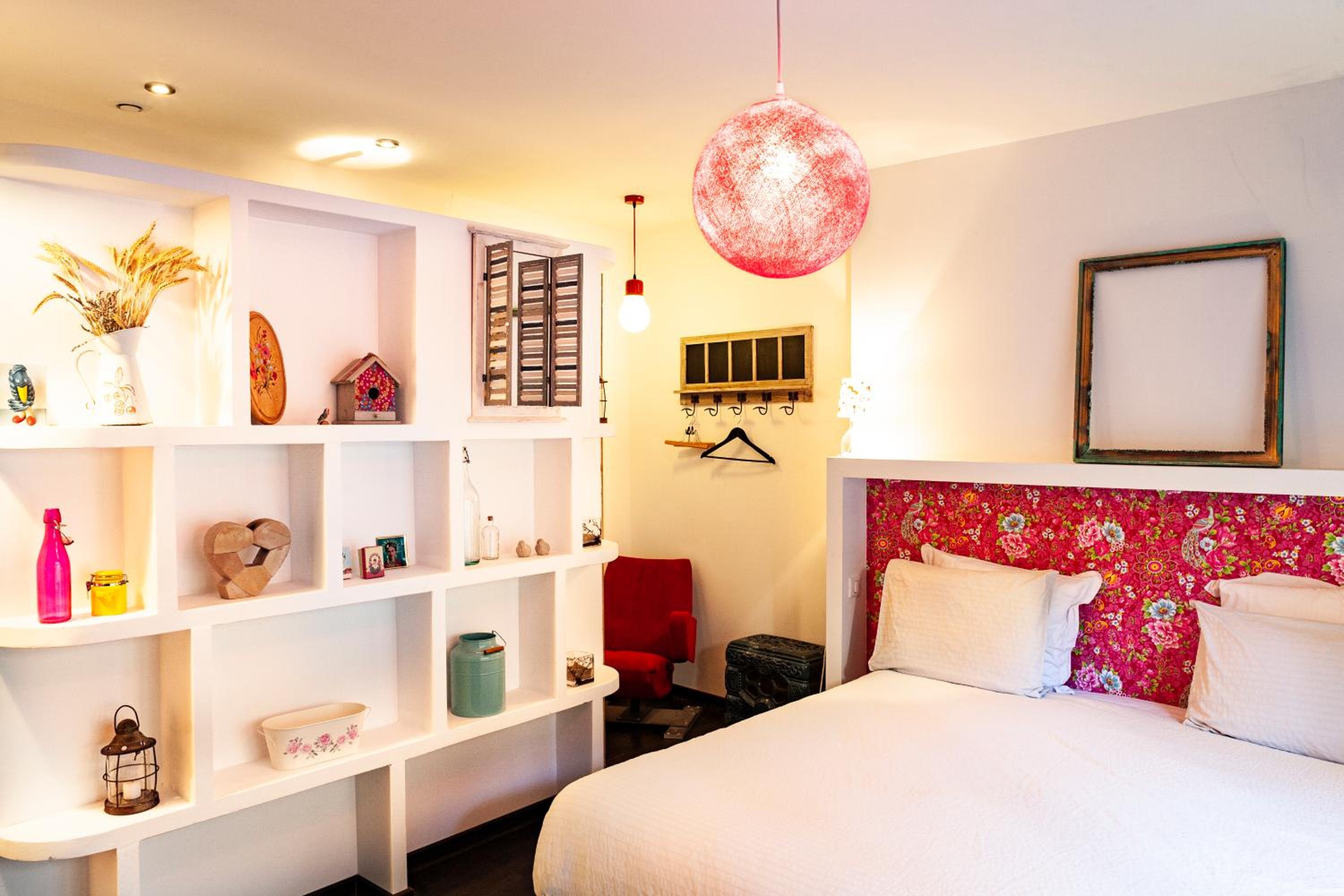 Standard King Room - Photo 1