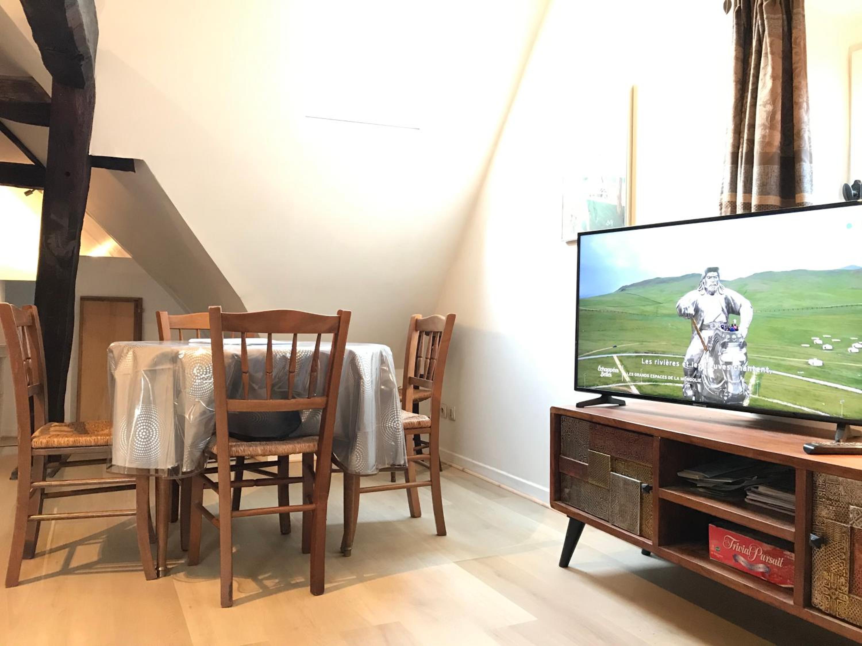 Two-Bedroom Apartment - Photo 8