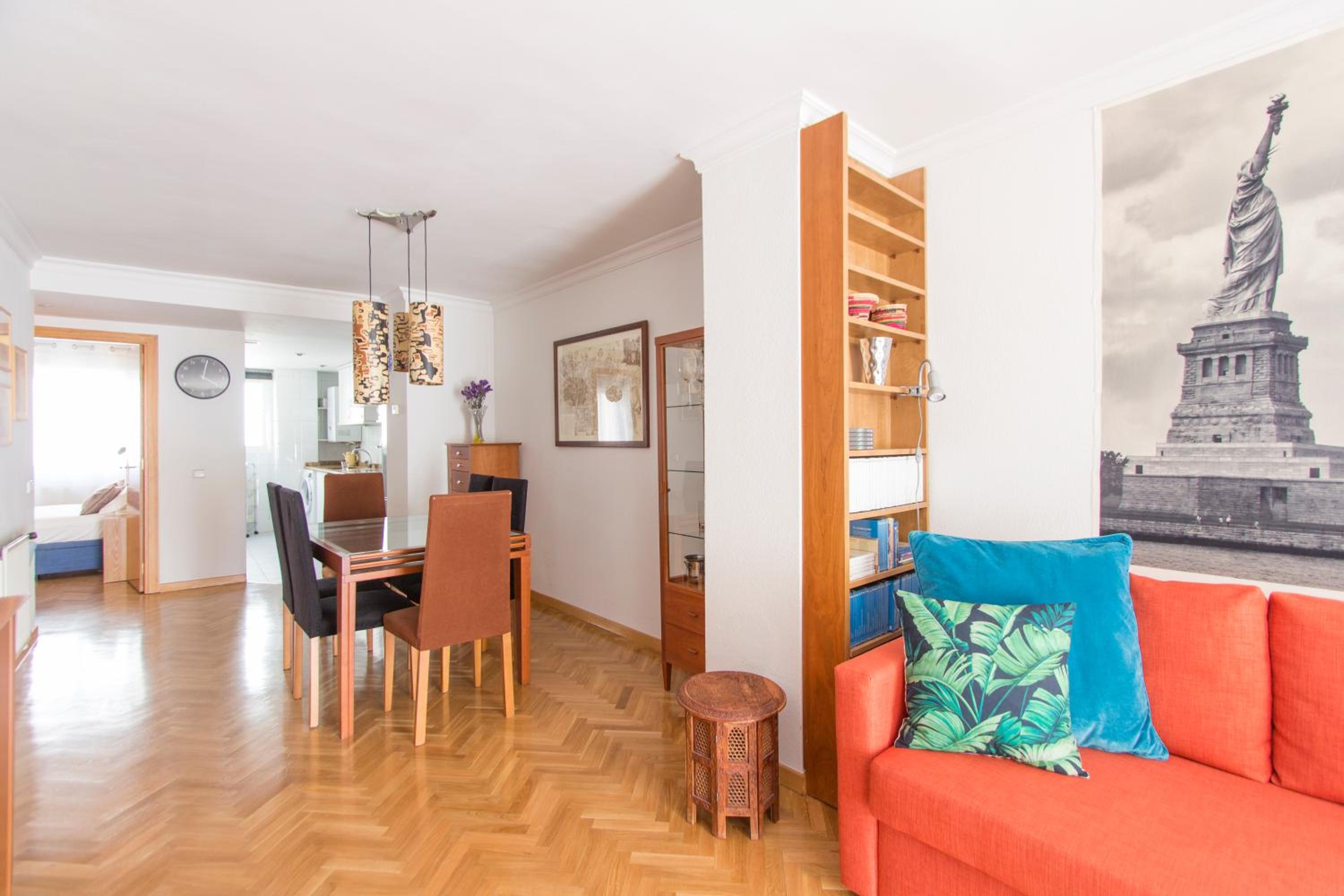 Apartment photo 3