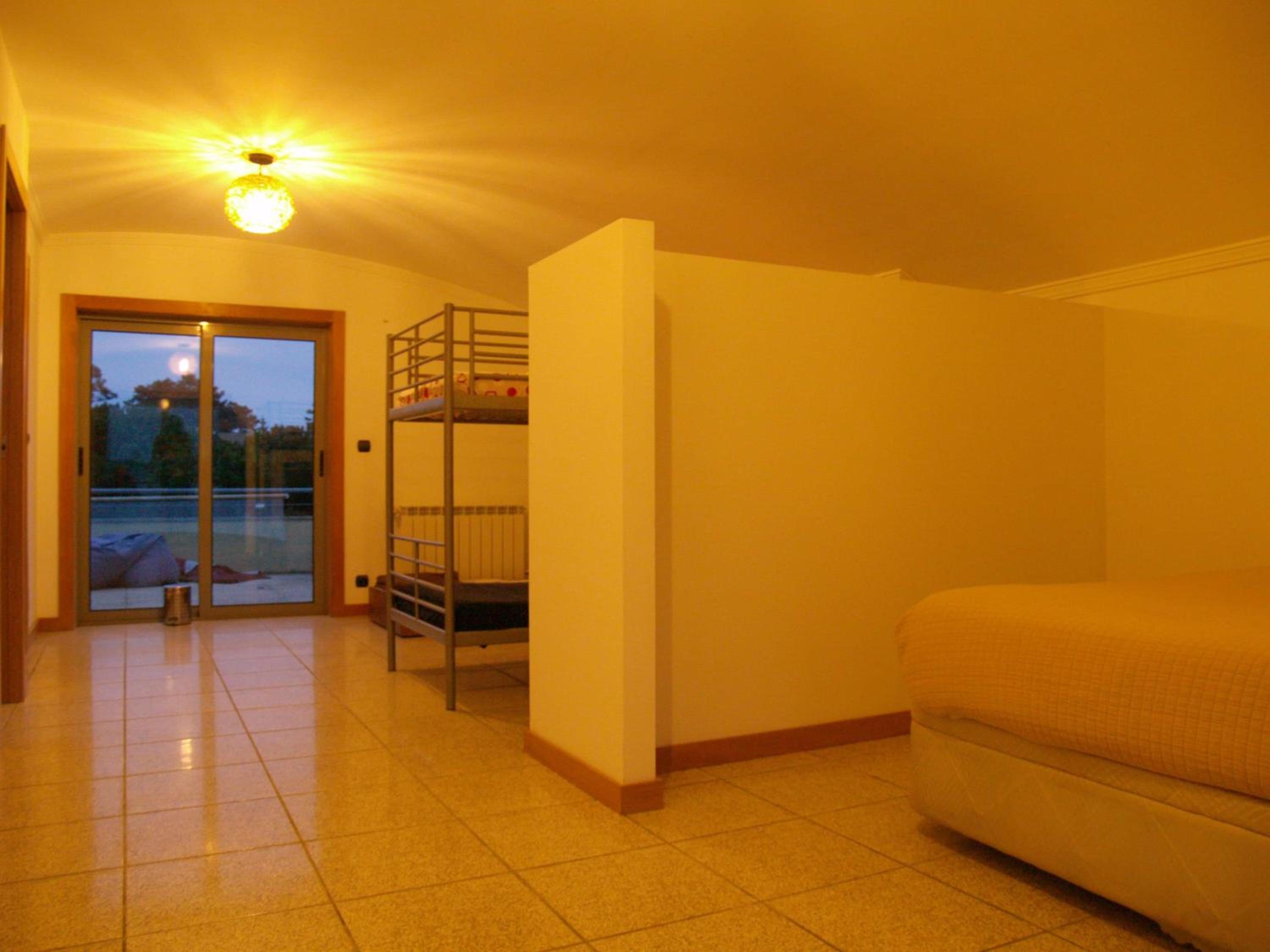 Quadruple Room - Photo 5