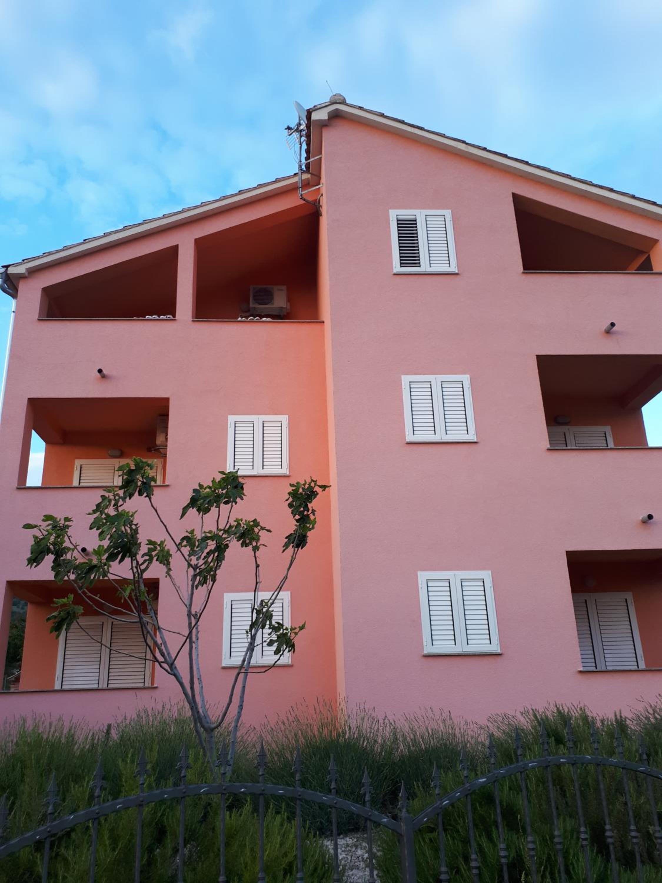 Apartment with Sea View