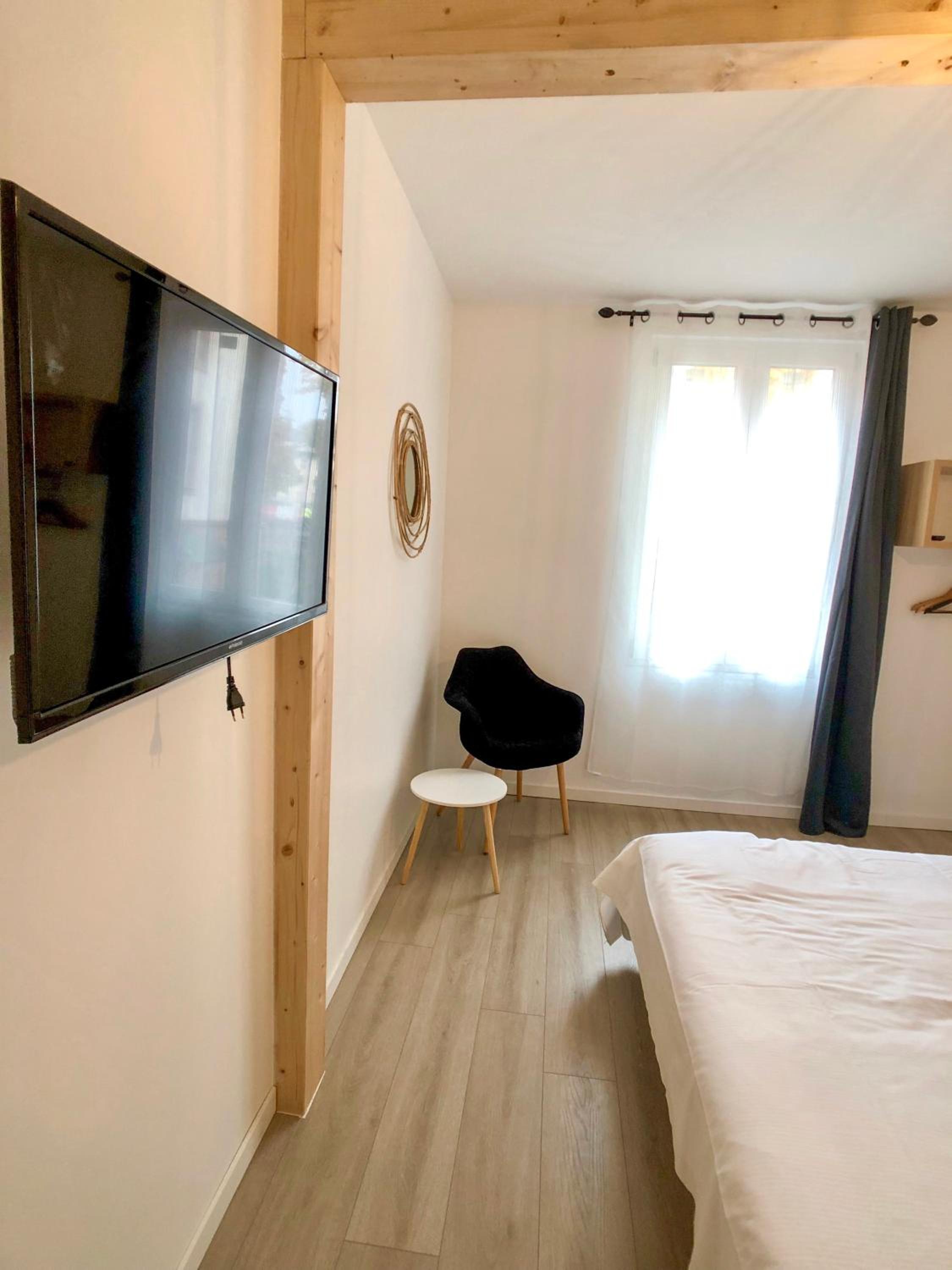 Deluxe Apartment - Photo 16