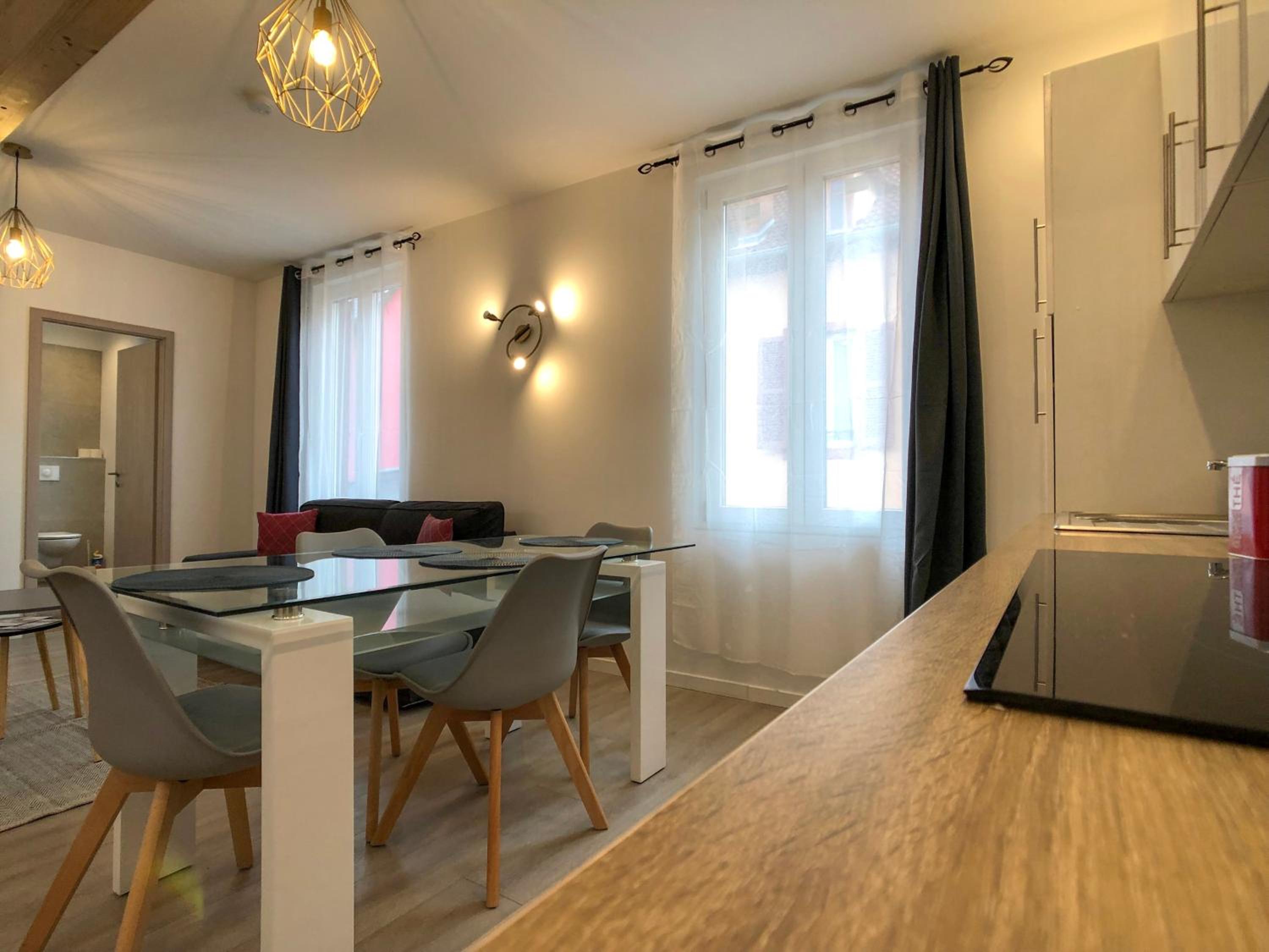 Deluxe Apartment - Photo 10