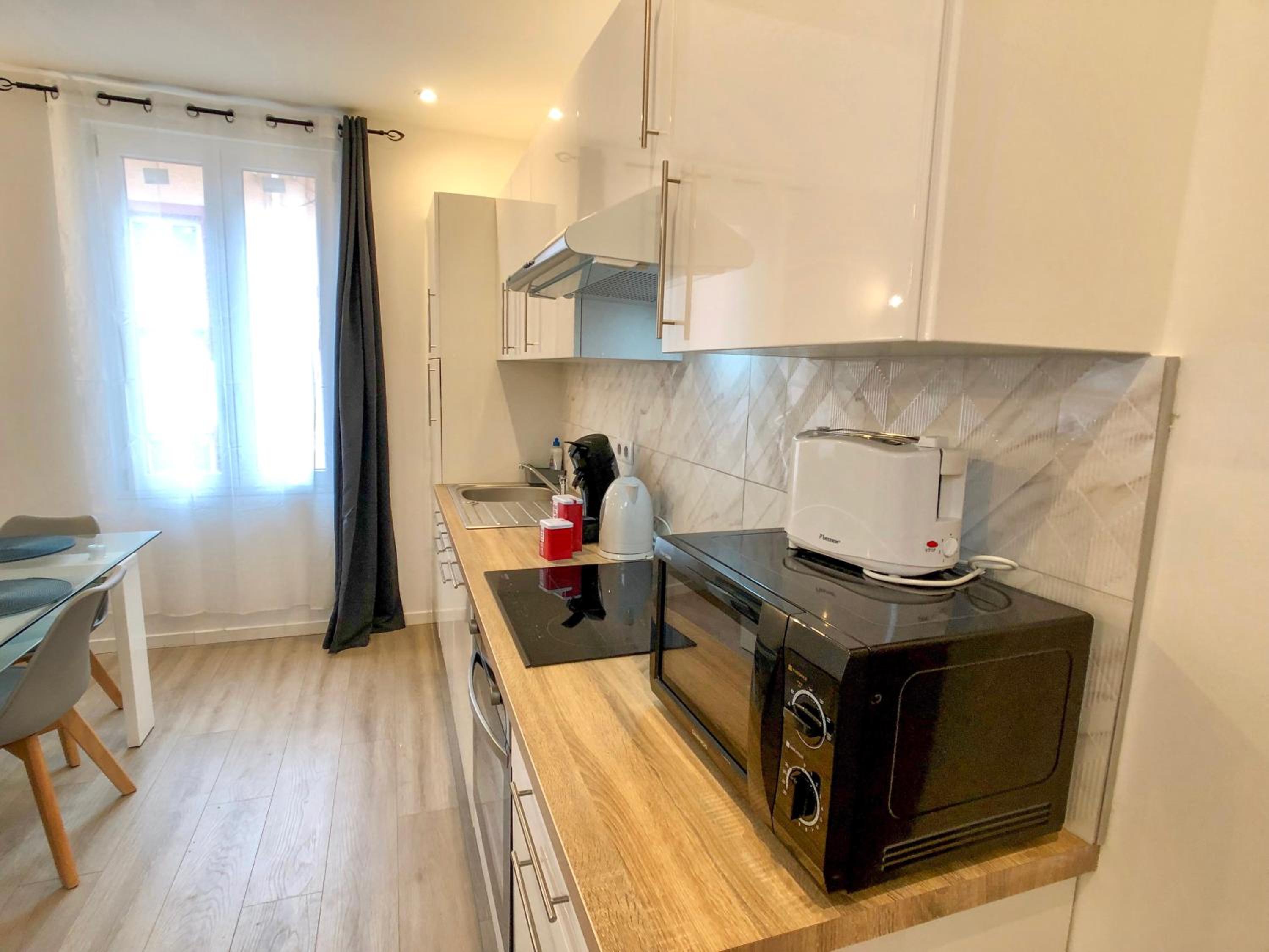 Deluxe Apartment - Photo 6