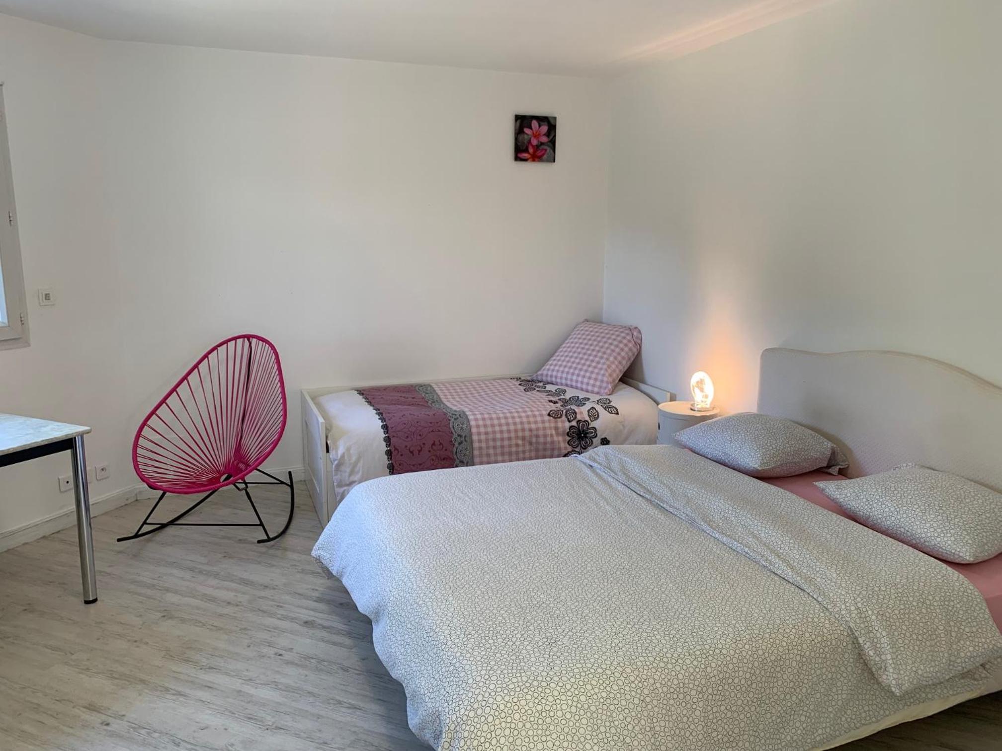 Studio Apartment