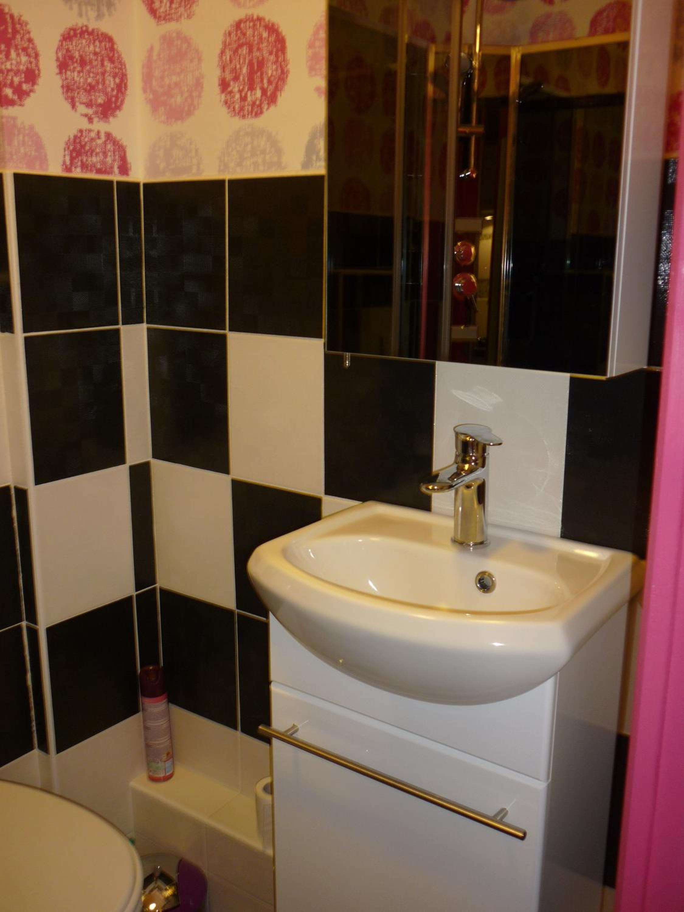 One-Bedroom Apartment - Photo 5