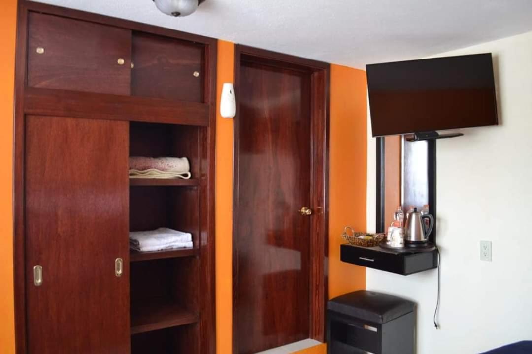 Deluxe King Room photo 3