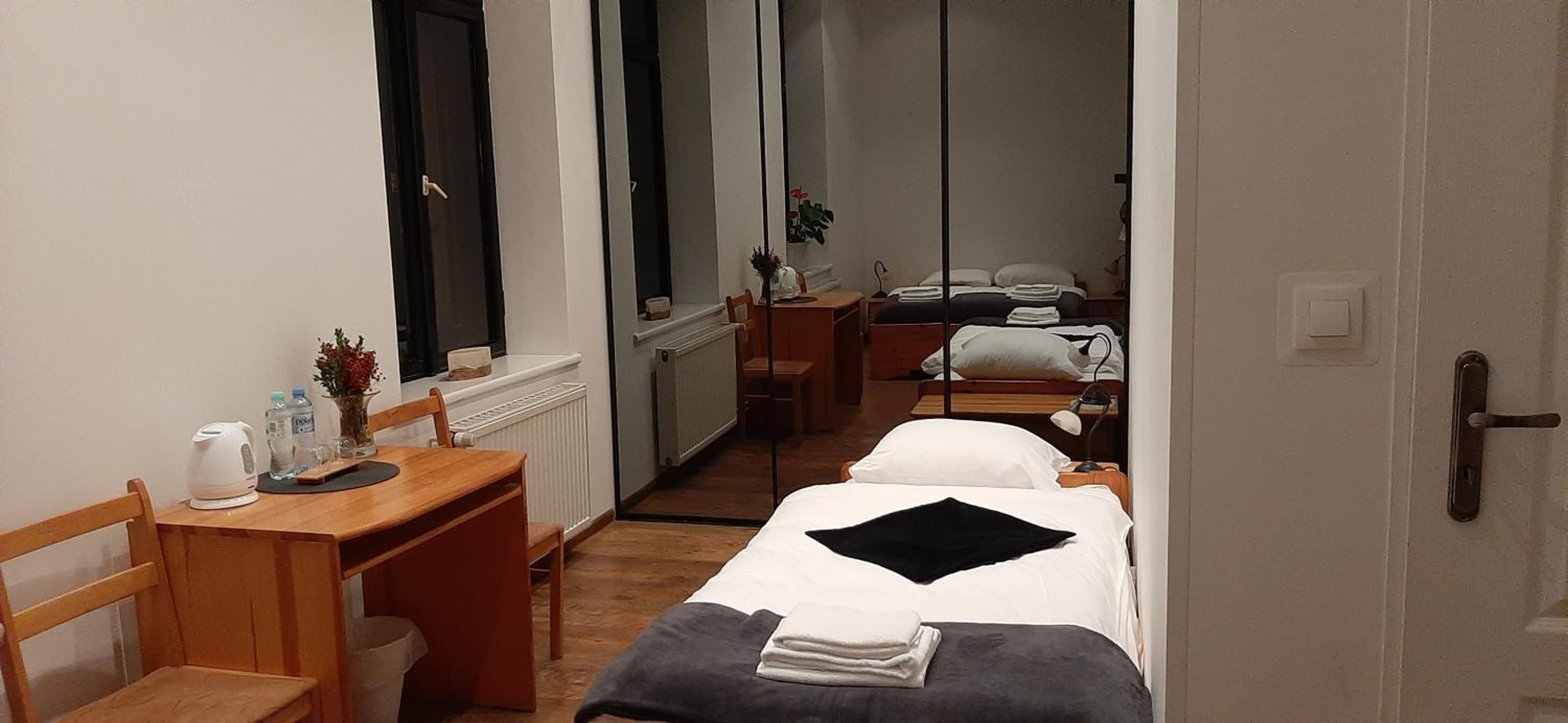 Triple Room - Photo 19