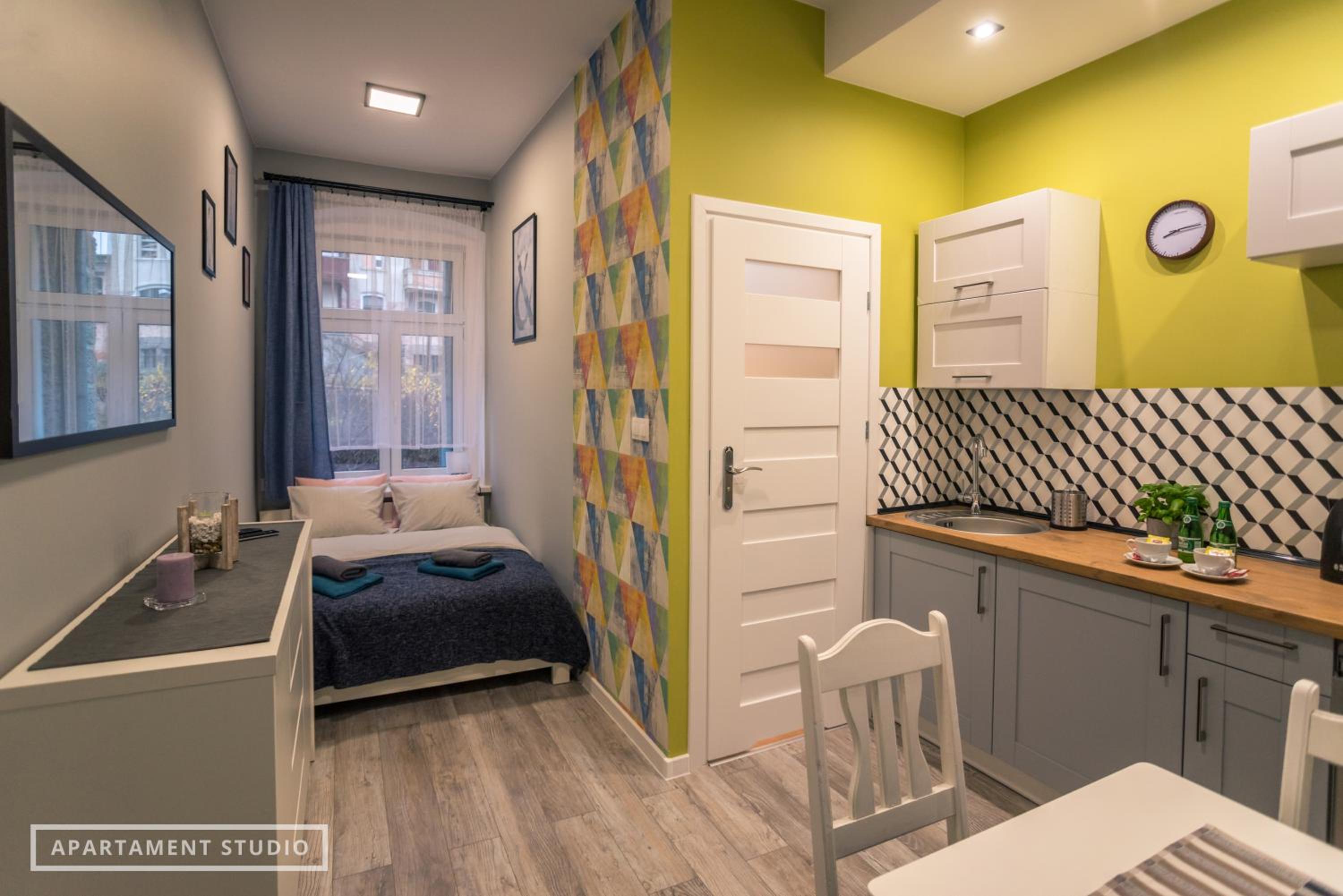 Studio Apartment