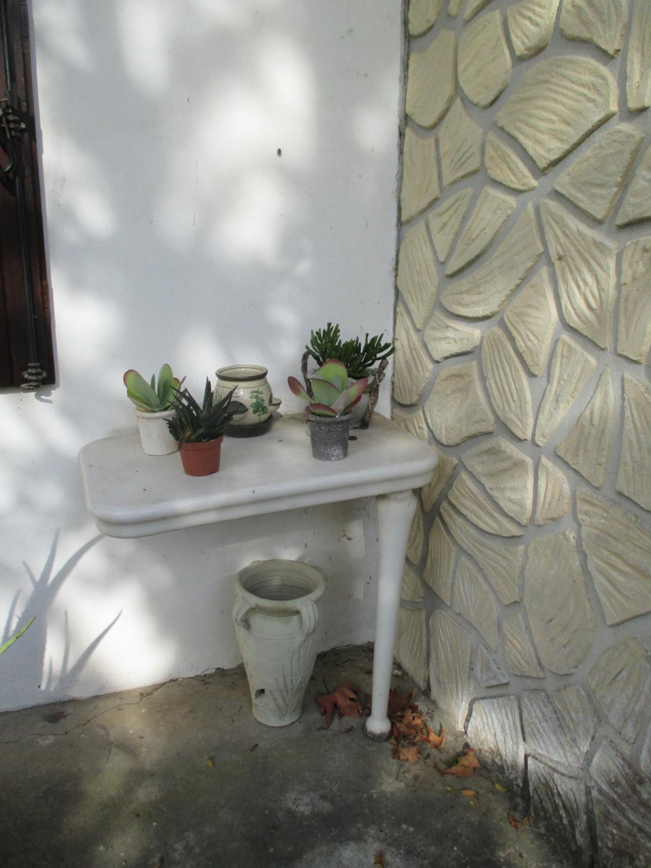  One-Bedroom Cottage photo 2