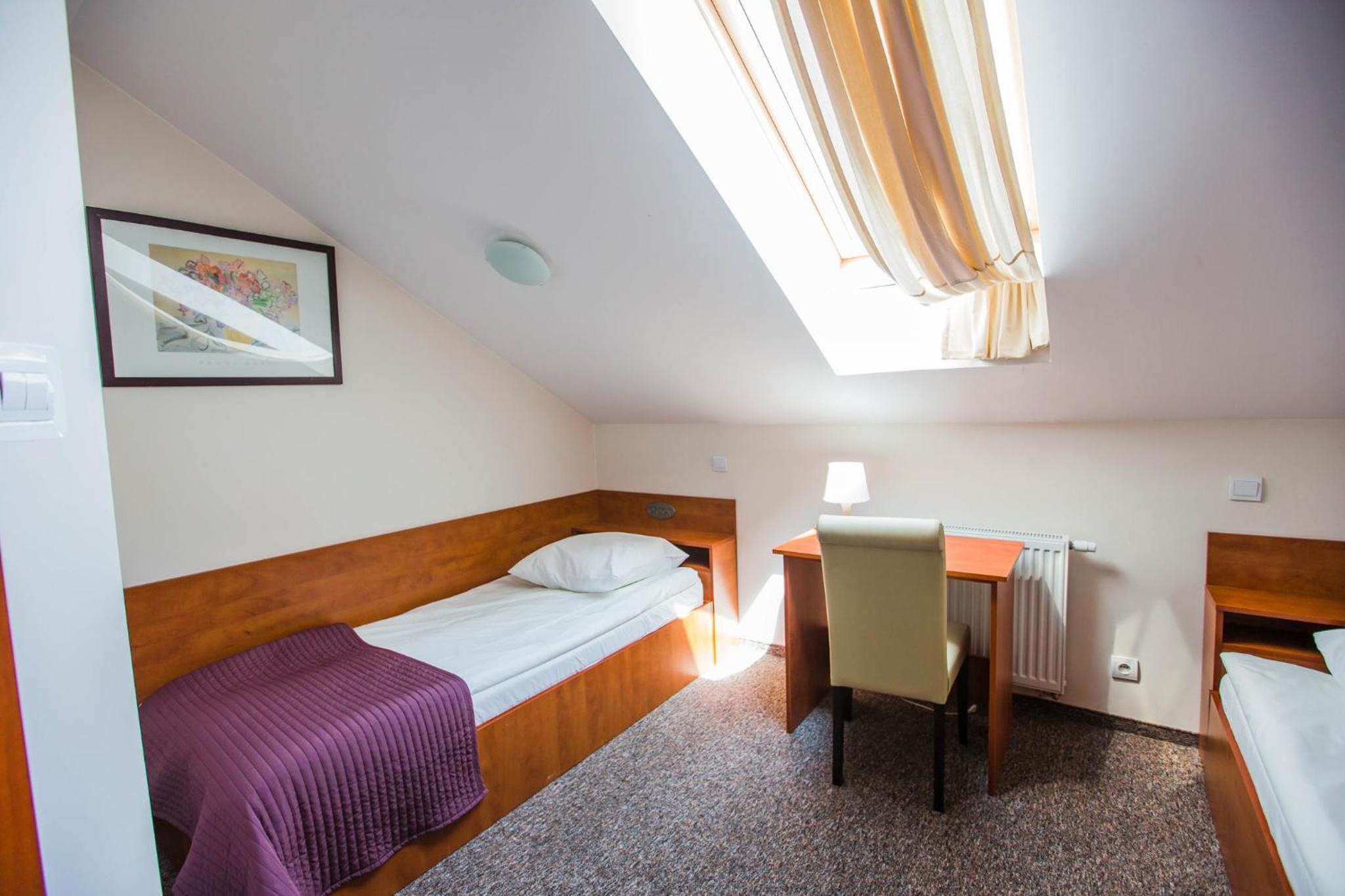 Large Single Room