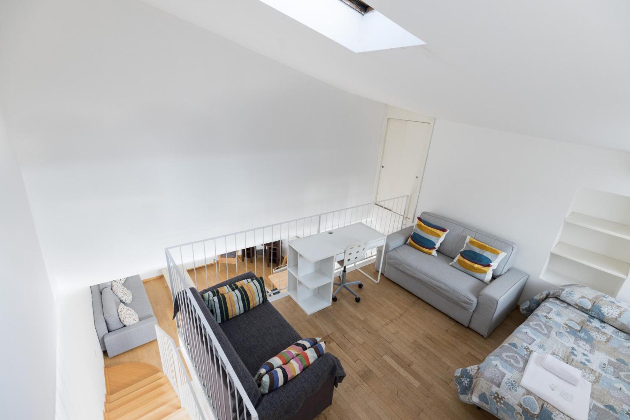 Two-Bedroom House - Photo 4